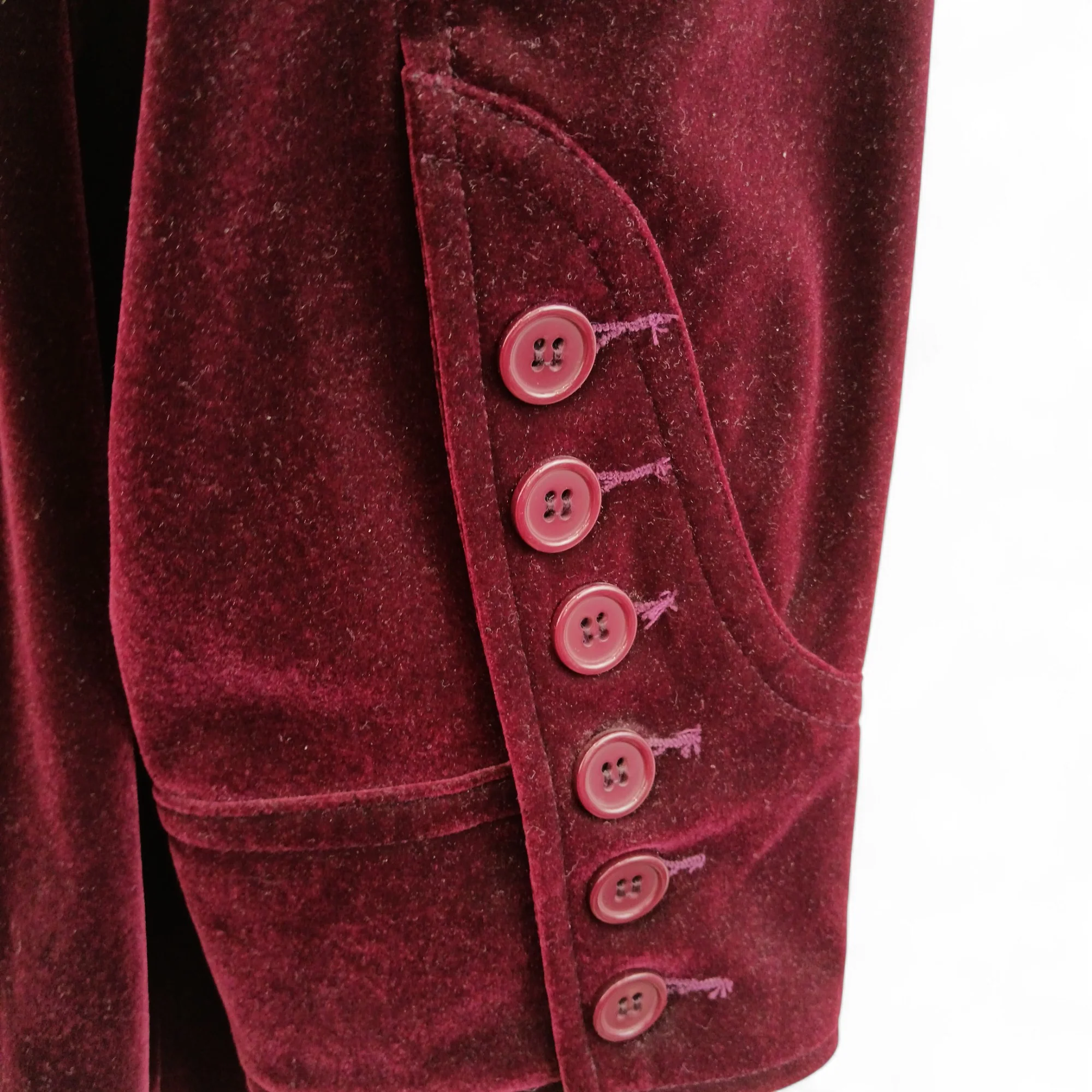 Agenda Burgundy Velvet Jacket UK 24 - Womenswear | Pre-loved - Image 5