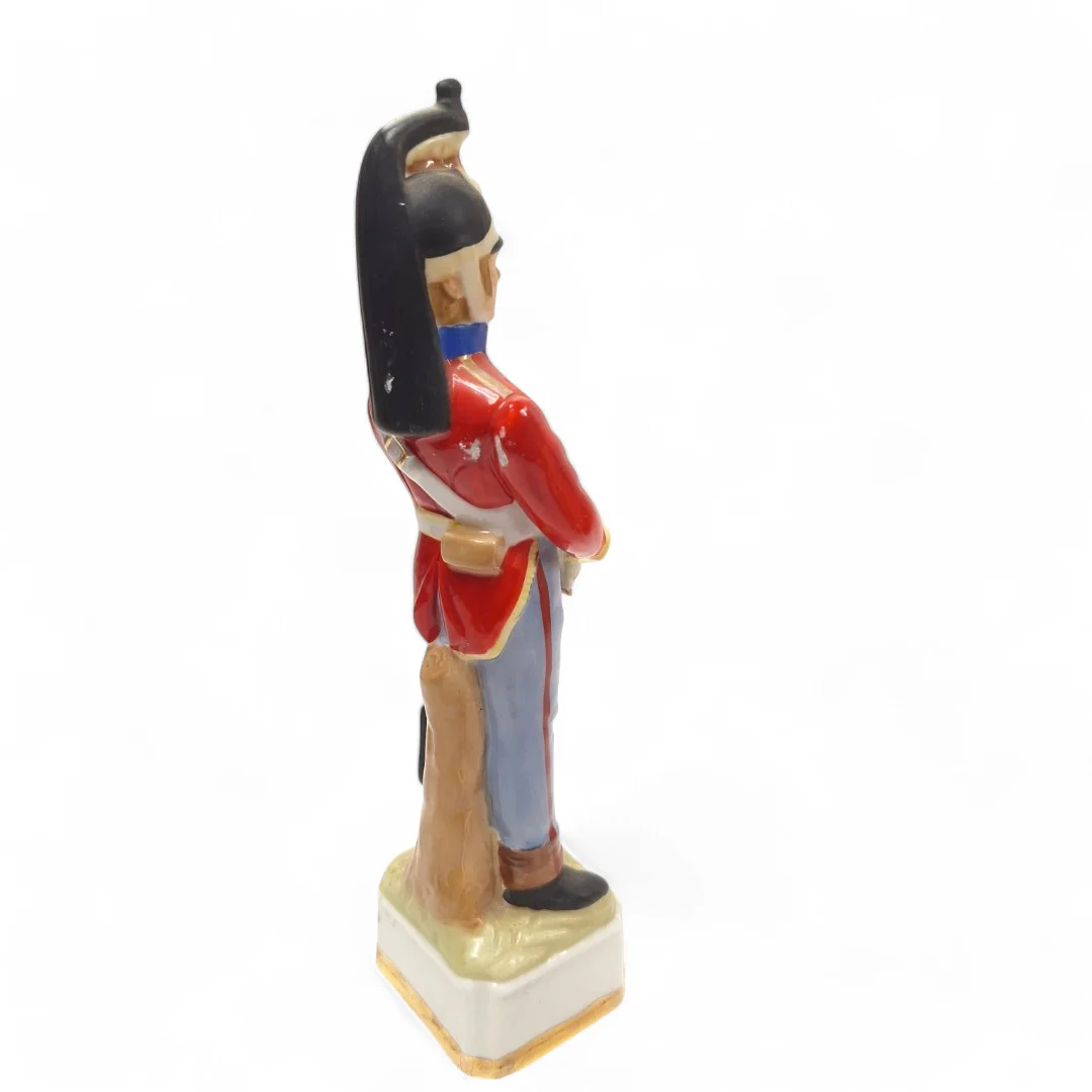 Alfretto Pocelain Officer Dragoon Guards Figurine Decorative | Preloved - Image 4