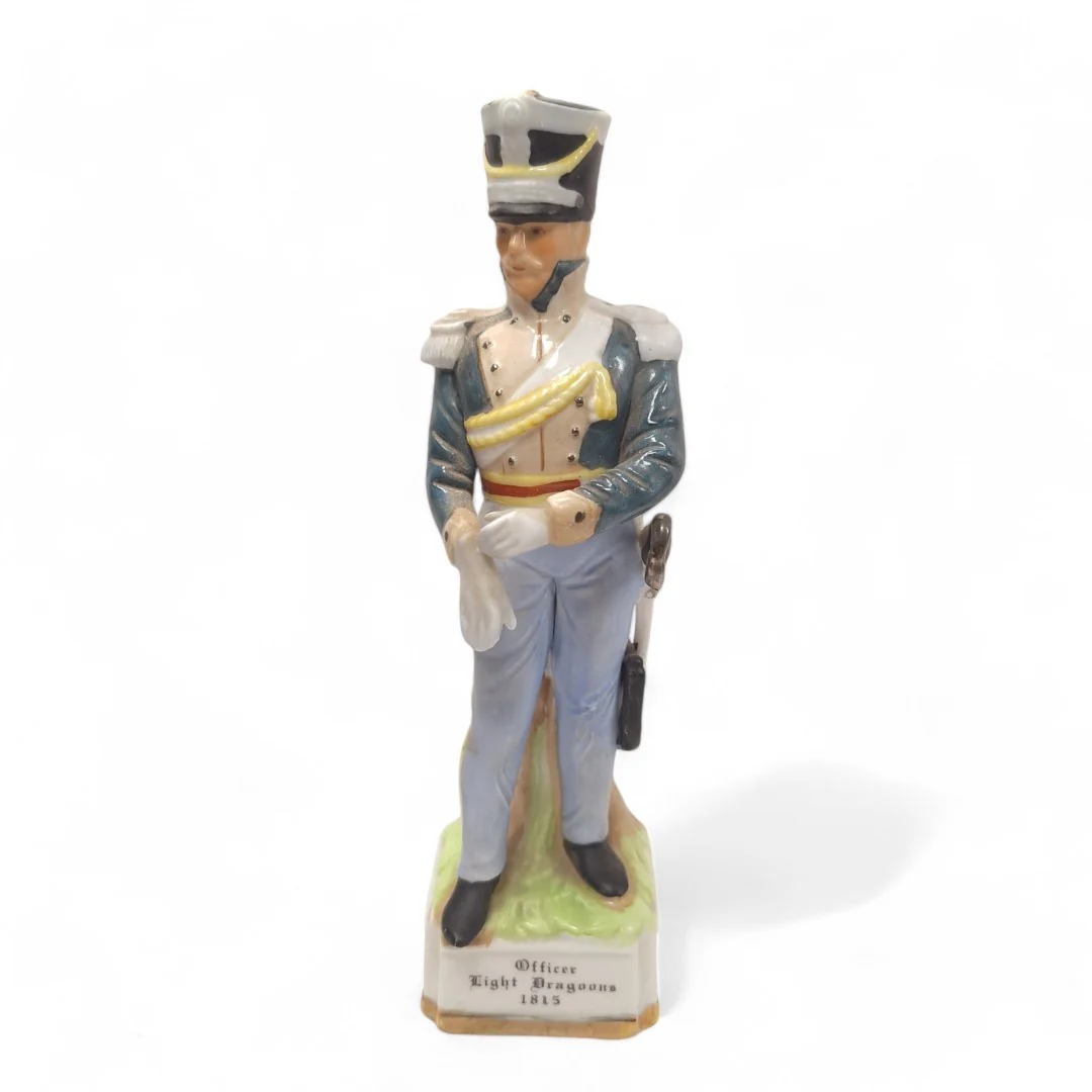 Alfretto Pocelain Officer Light Dragoon Figurine Decorative | Preloved