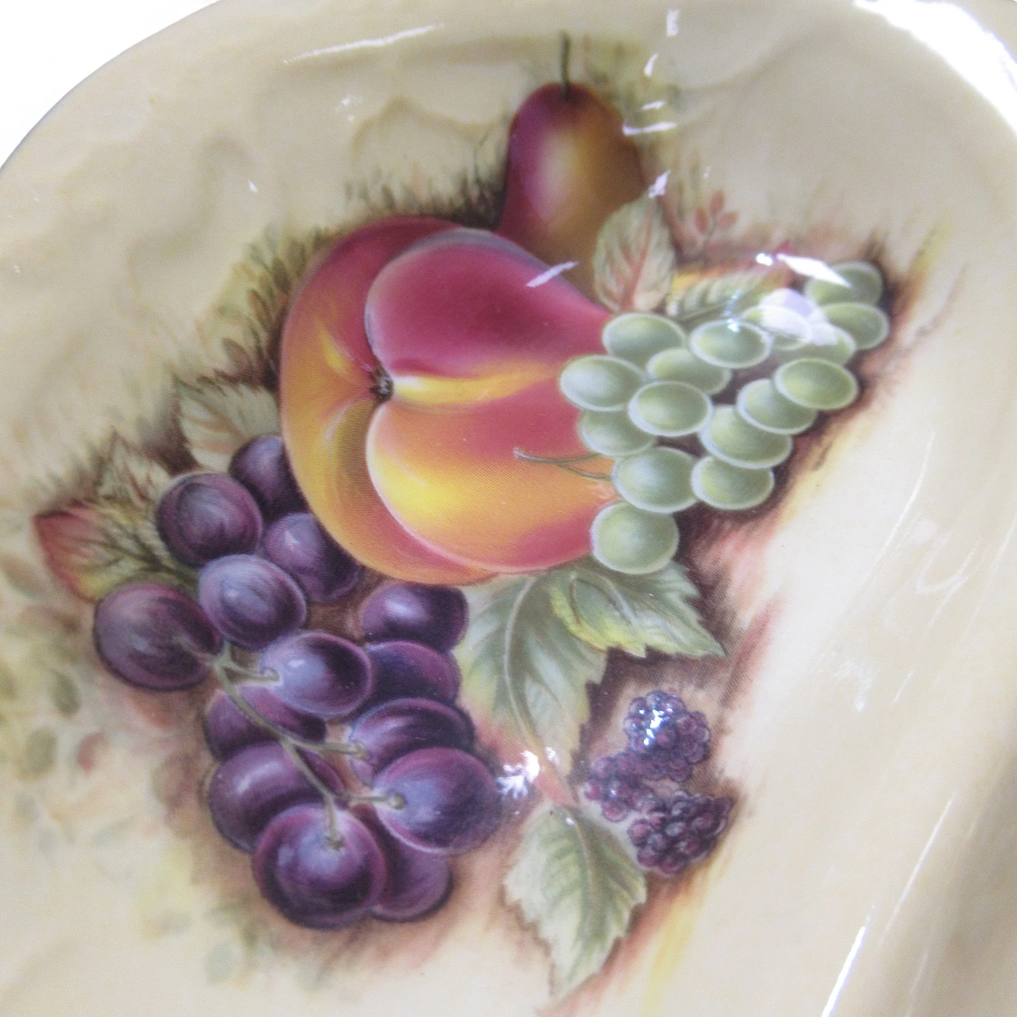 Aynsley Orchard Gold Bone China Sectioned Dish | Preloved - Image 3