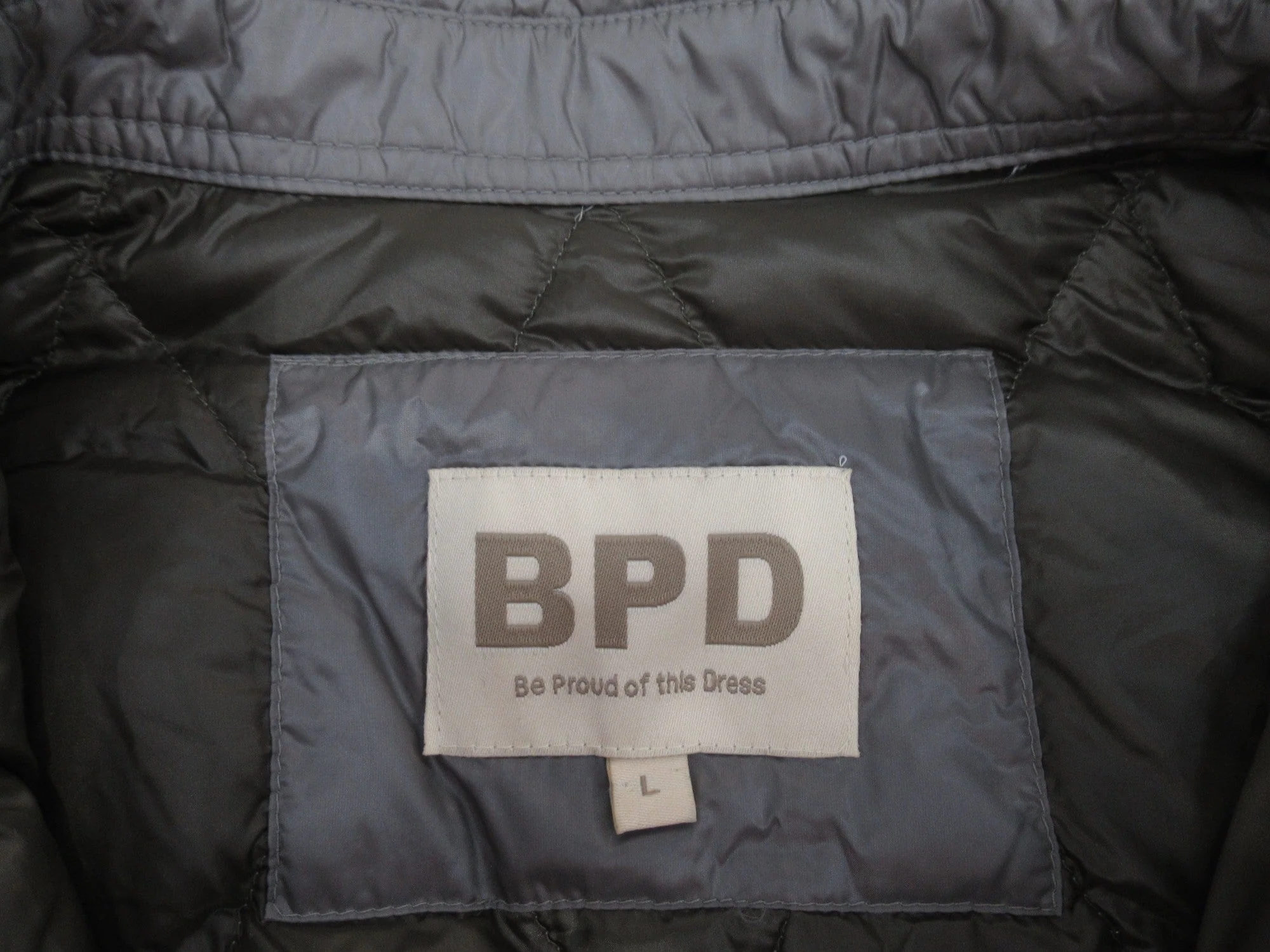 BPD Large Grey Silver Padded Jacket Menswear | Preloved - Image 6