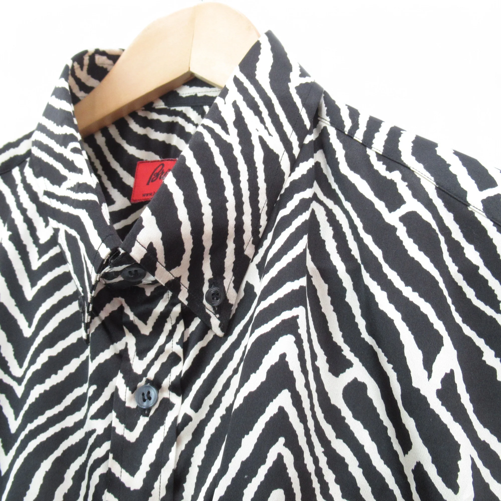 Brioni Satin Shirt Black Medium Vintage Menswear | Pre-loved - Image 2