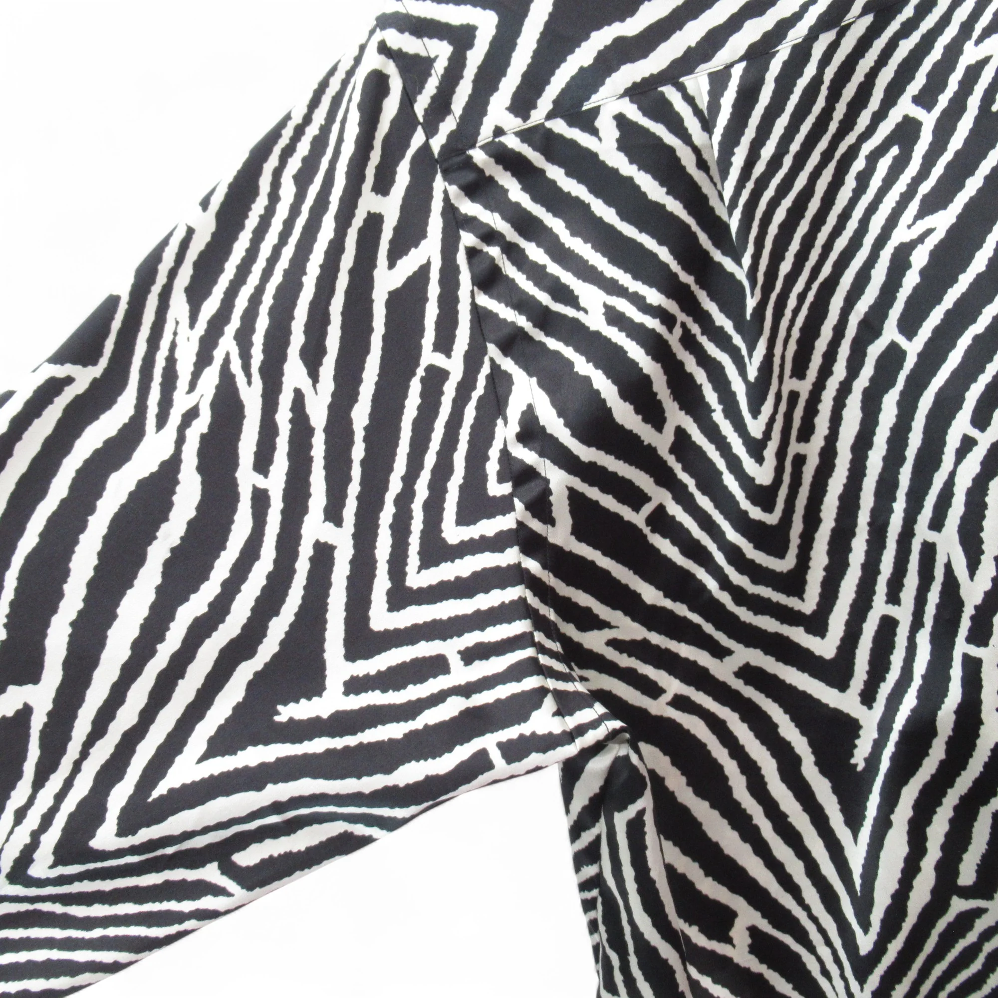 Brioni Satin Shirt Black Medium Vintage Menswear | Pre-loved - Image 6