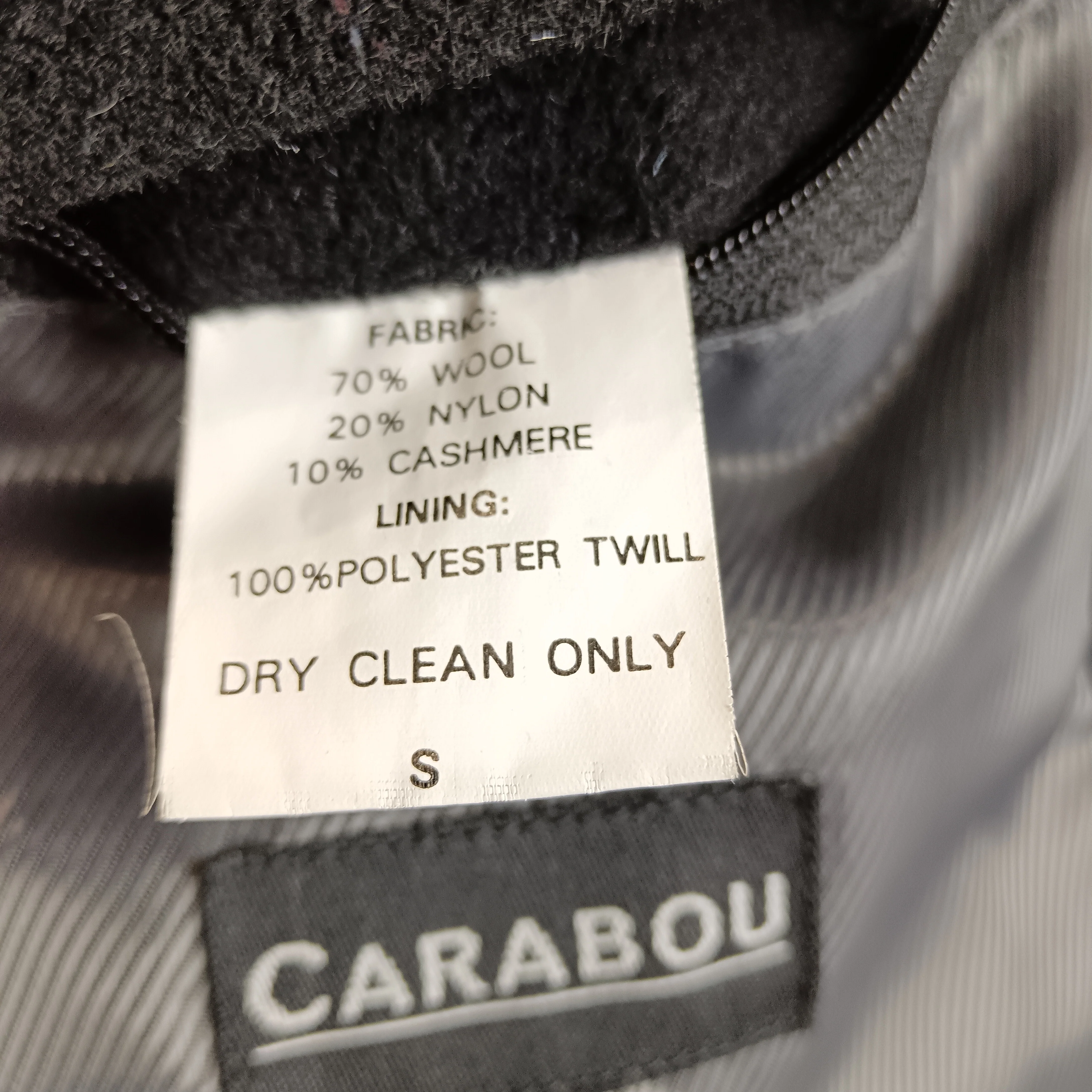 Carabou Wool And Cashmere Men's Black Overcoat UK Small Menswear | Pre-loved - Image 4
