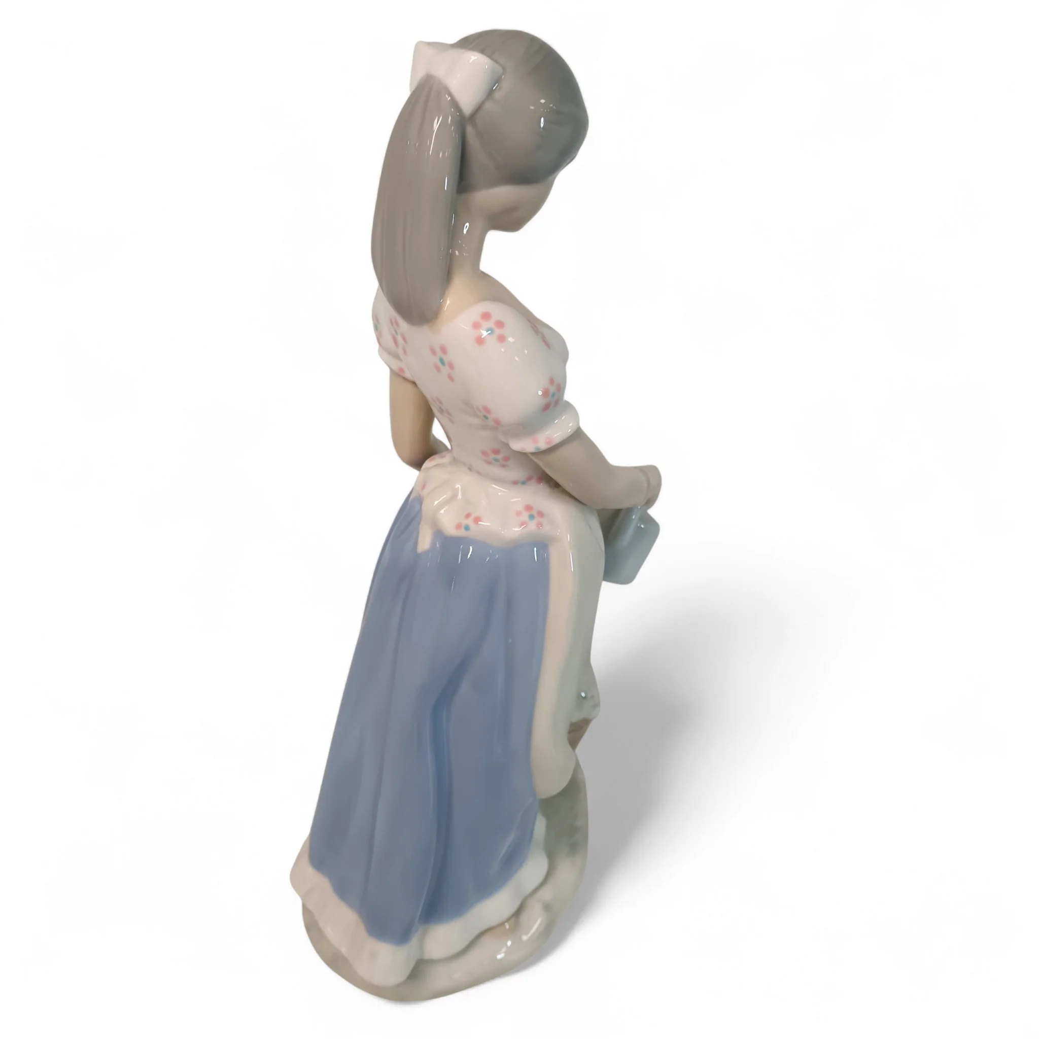 Rex Valencia Spain Porcelain Girl Watering Flowers 33cm | Preloved - Image 4