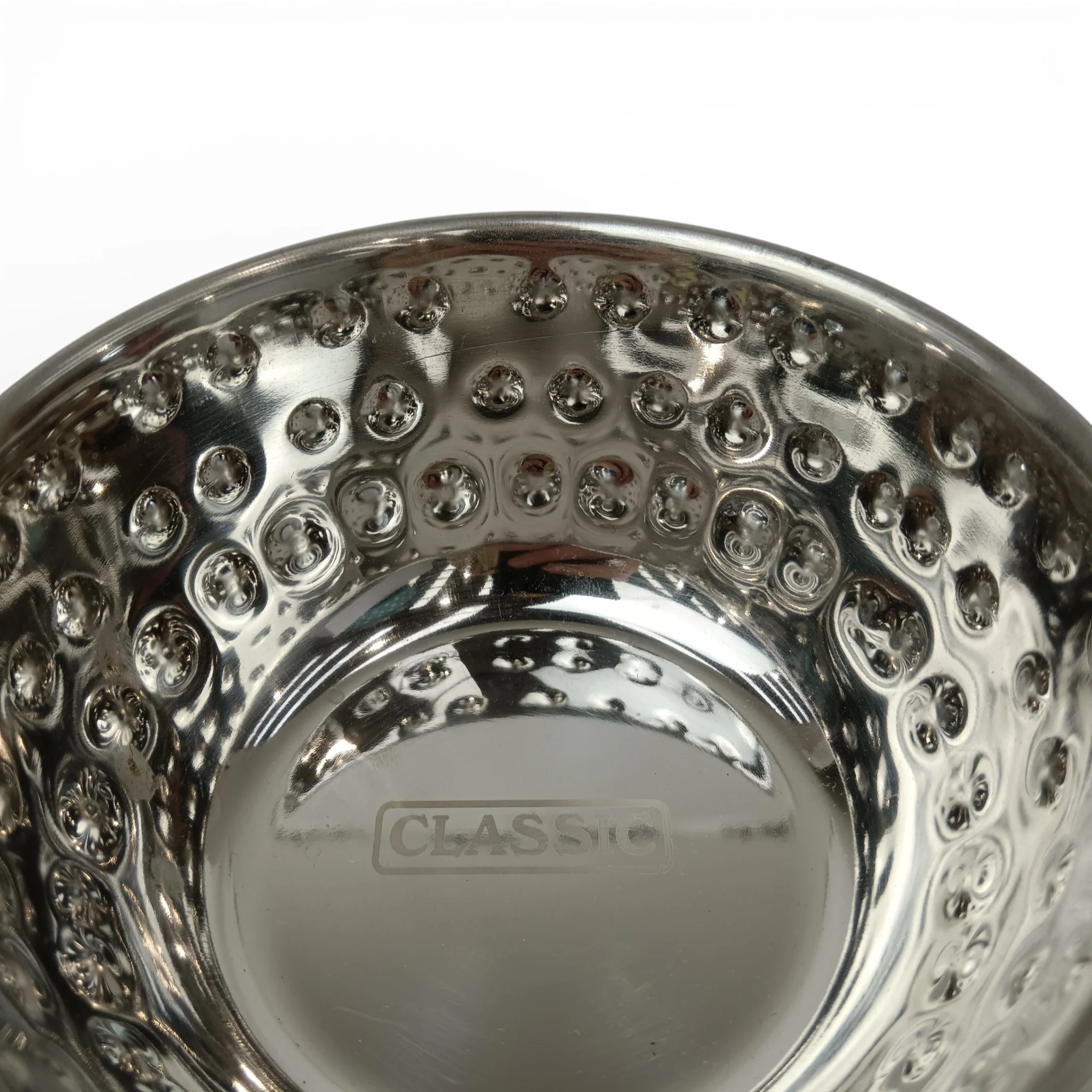 Classic Luxury Pet Bowl Stainless Steel Textured Size Small | Pre-loved - Image 3