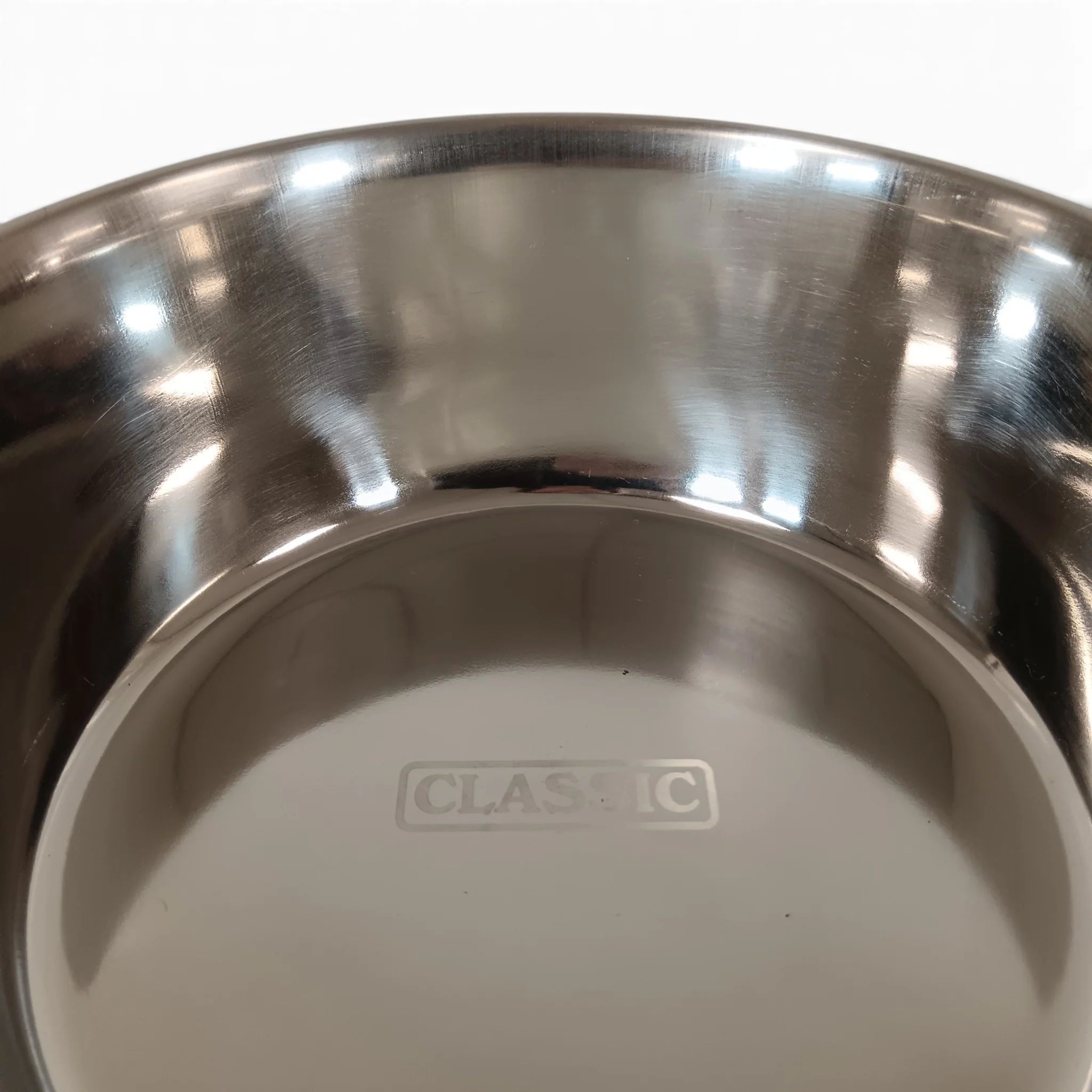 Classic Luxury Pet Bowl Stainless Steel Wood Effect Size Extra Large | Pre-loved - Image 2