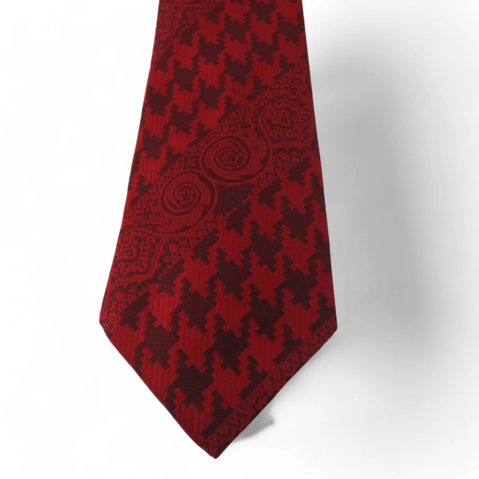 Clunie Vintage Tie Red Polyester Menswear | Preloved - Image 2