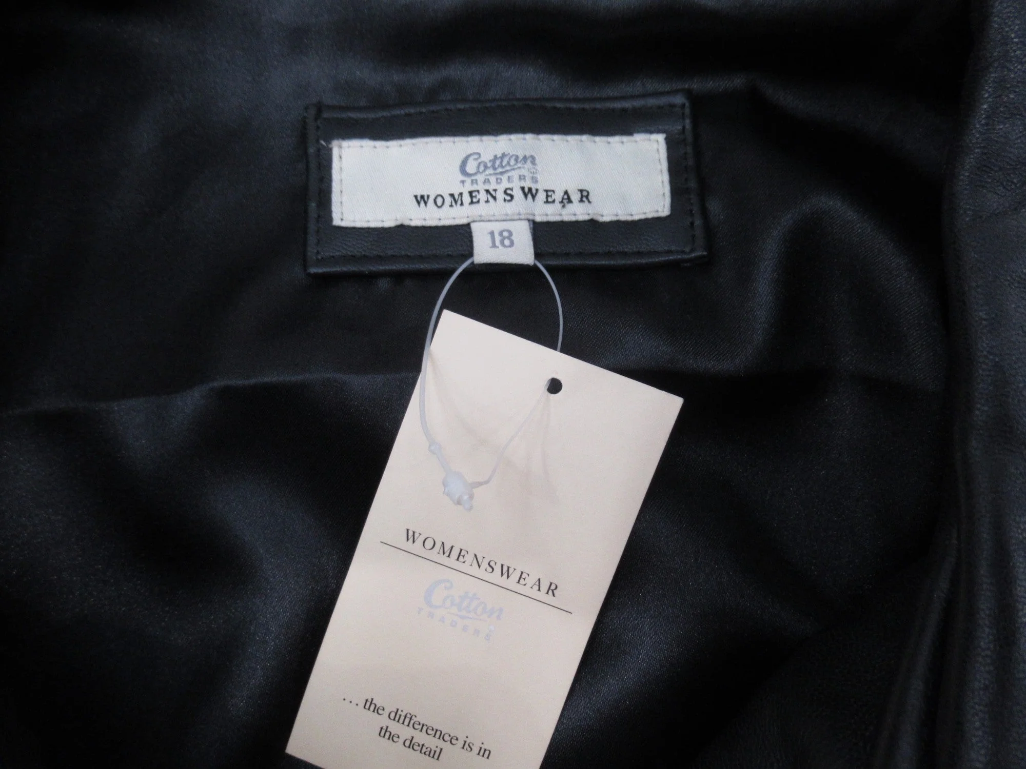 Cotton Traders UK 18 Black Leather Jacket Womenswear | Preloved - Image 5