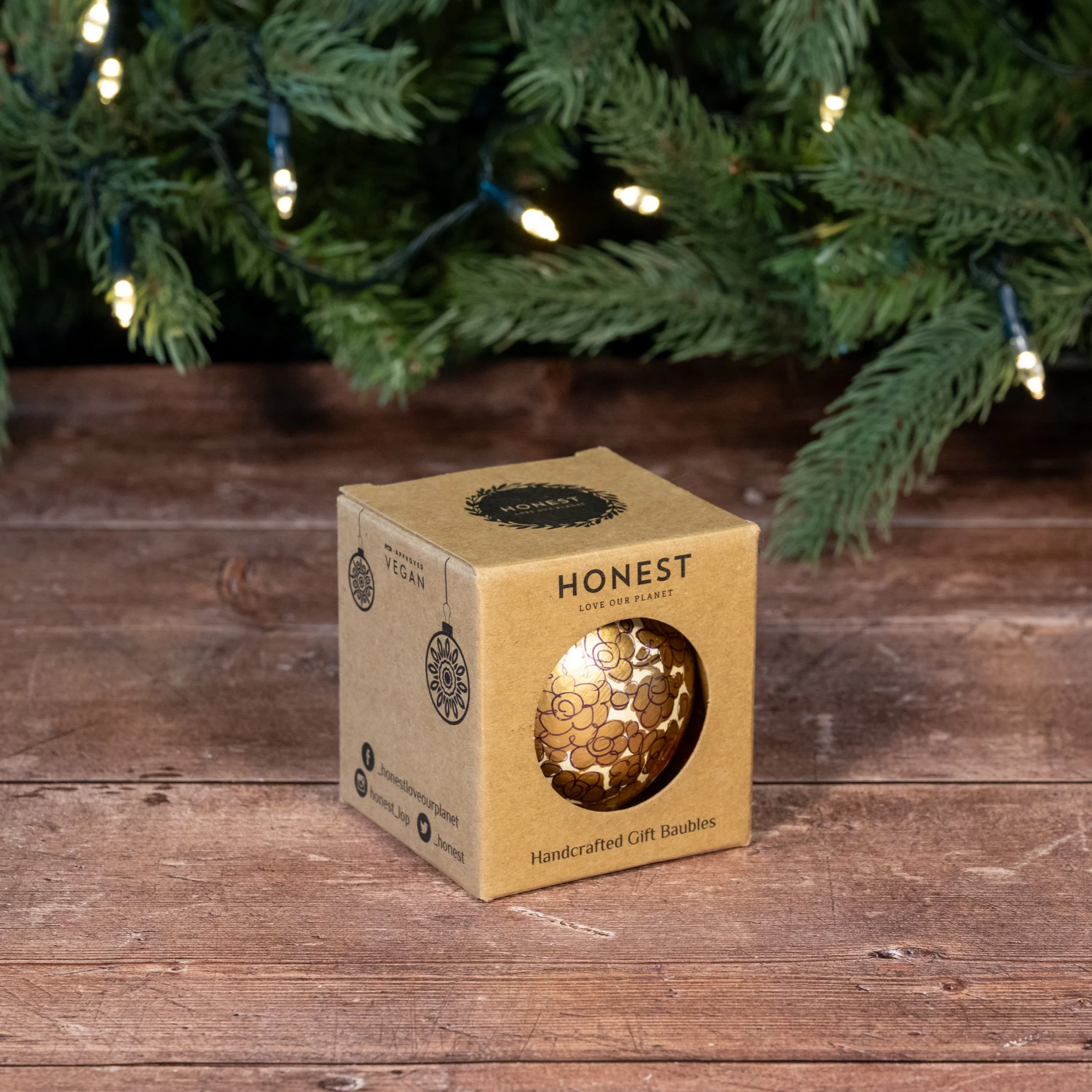 Enchanted Gold Hand Painted Christmas Bauble | British Red Cross Shop - Image 5