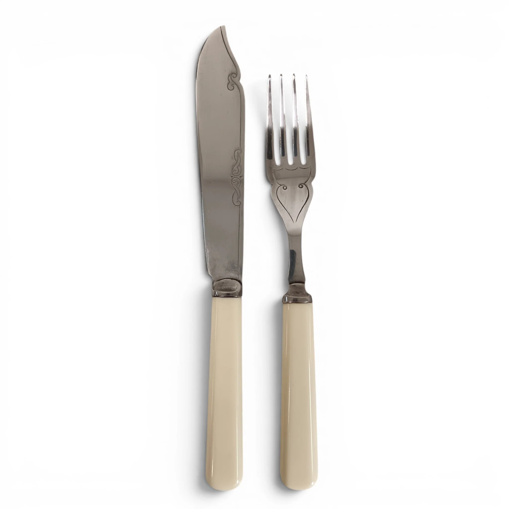 F&W Limited 12 Piece Cutlery Set EPNS Knives & Forks | Pre-loved - Image 3
