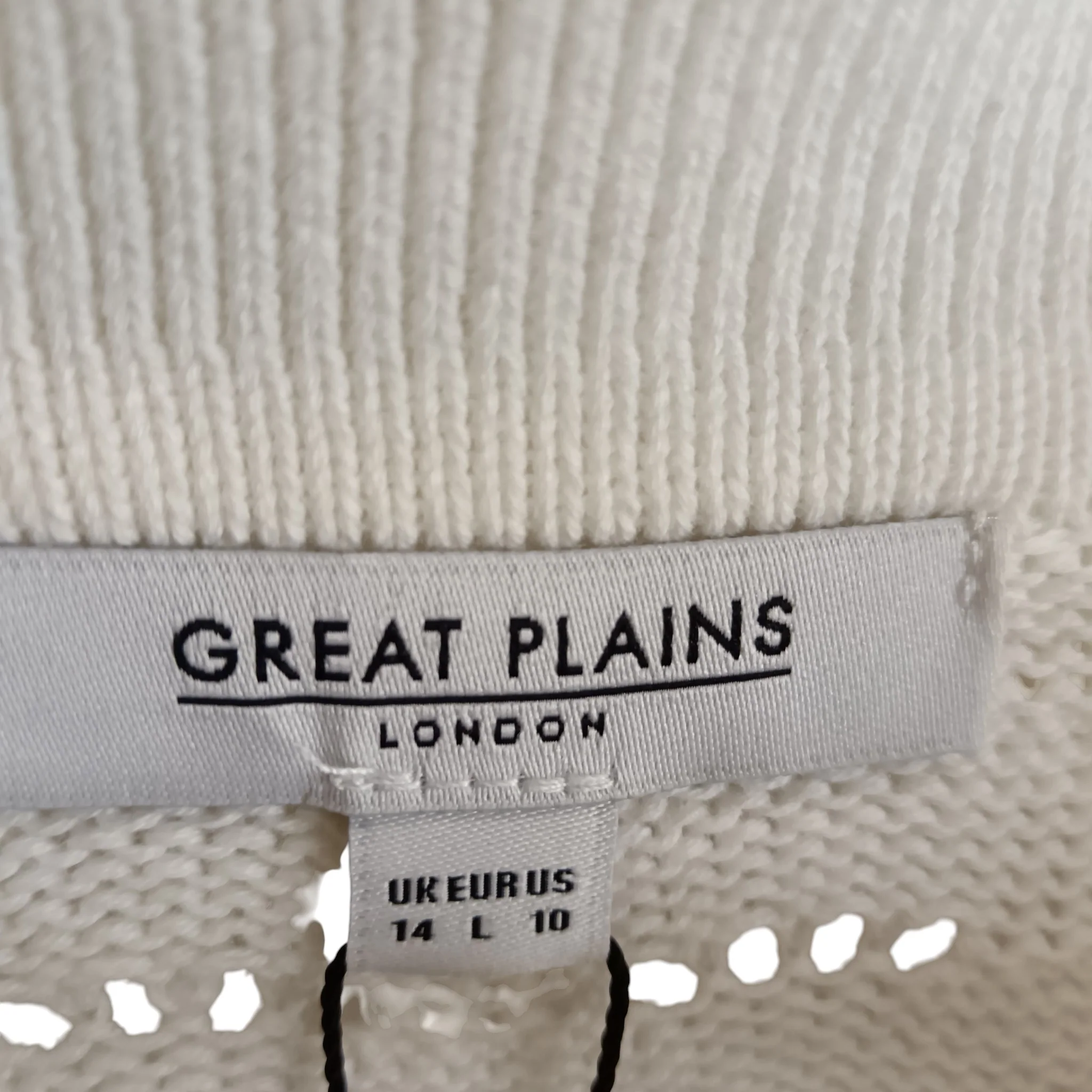 Great Plains Ladies Knitted White Top Collared UK Large -Tags On - Womenswear | Pre-loved - Image 3