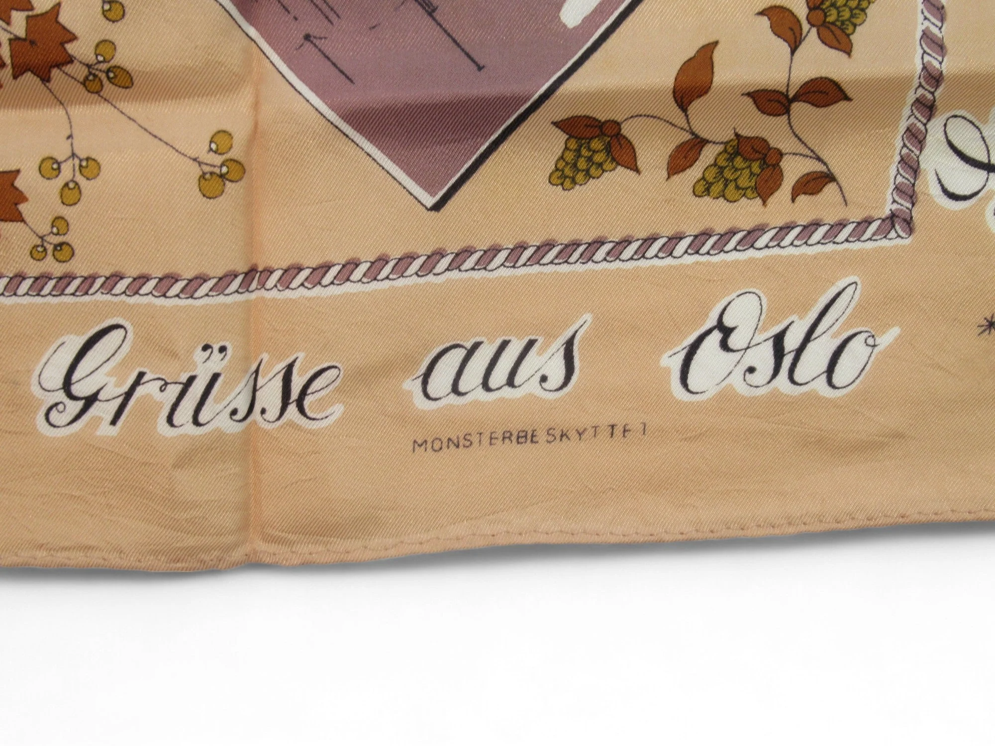 Greetings From Oslo Square Scarf Womenswear | Preloved - Image 4