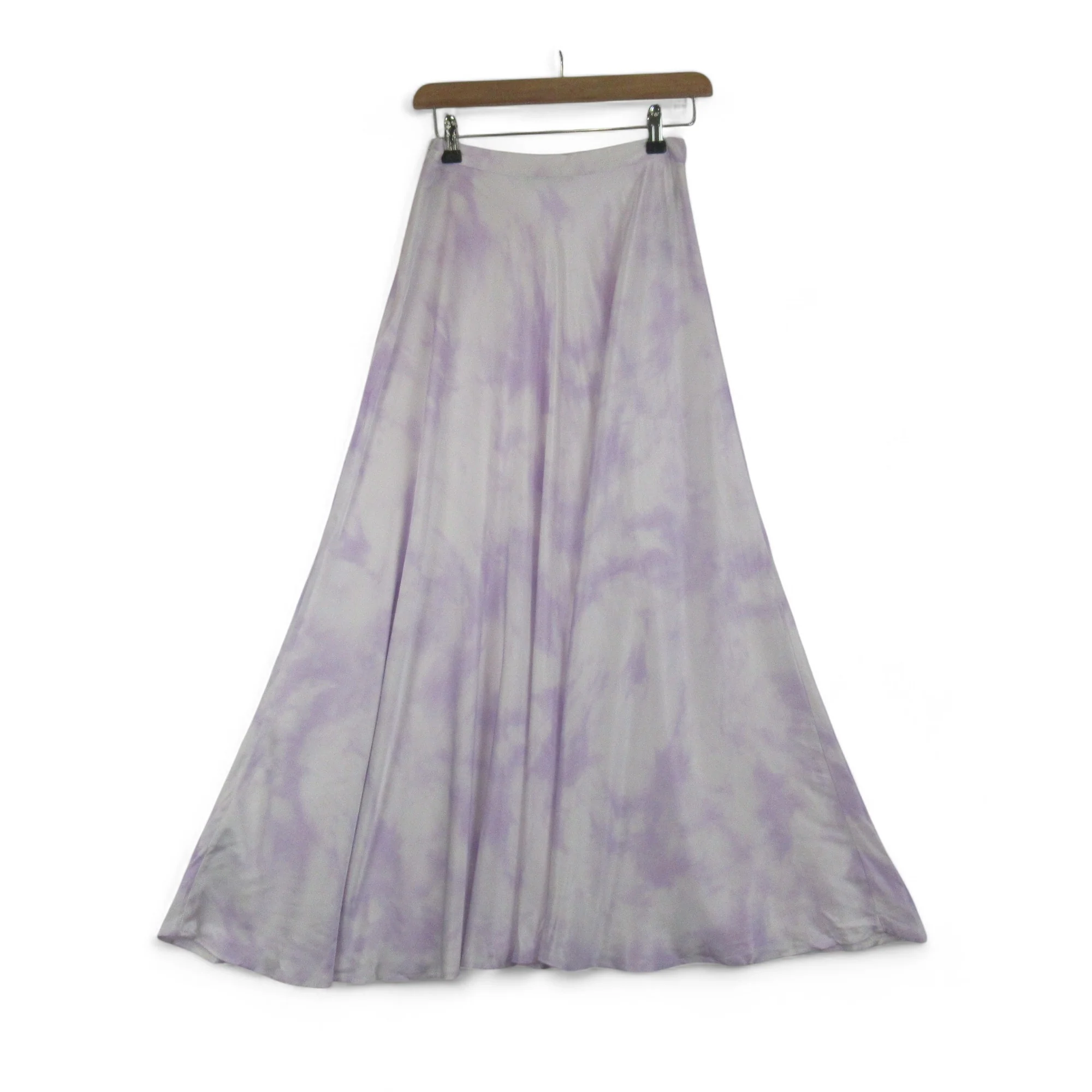 Guess UK 6 Lilac Satin Viscose Skirt Womenswear | Preloved - Image 3