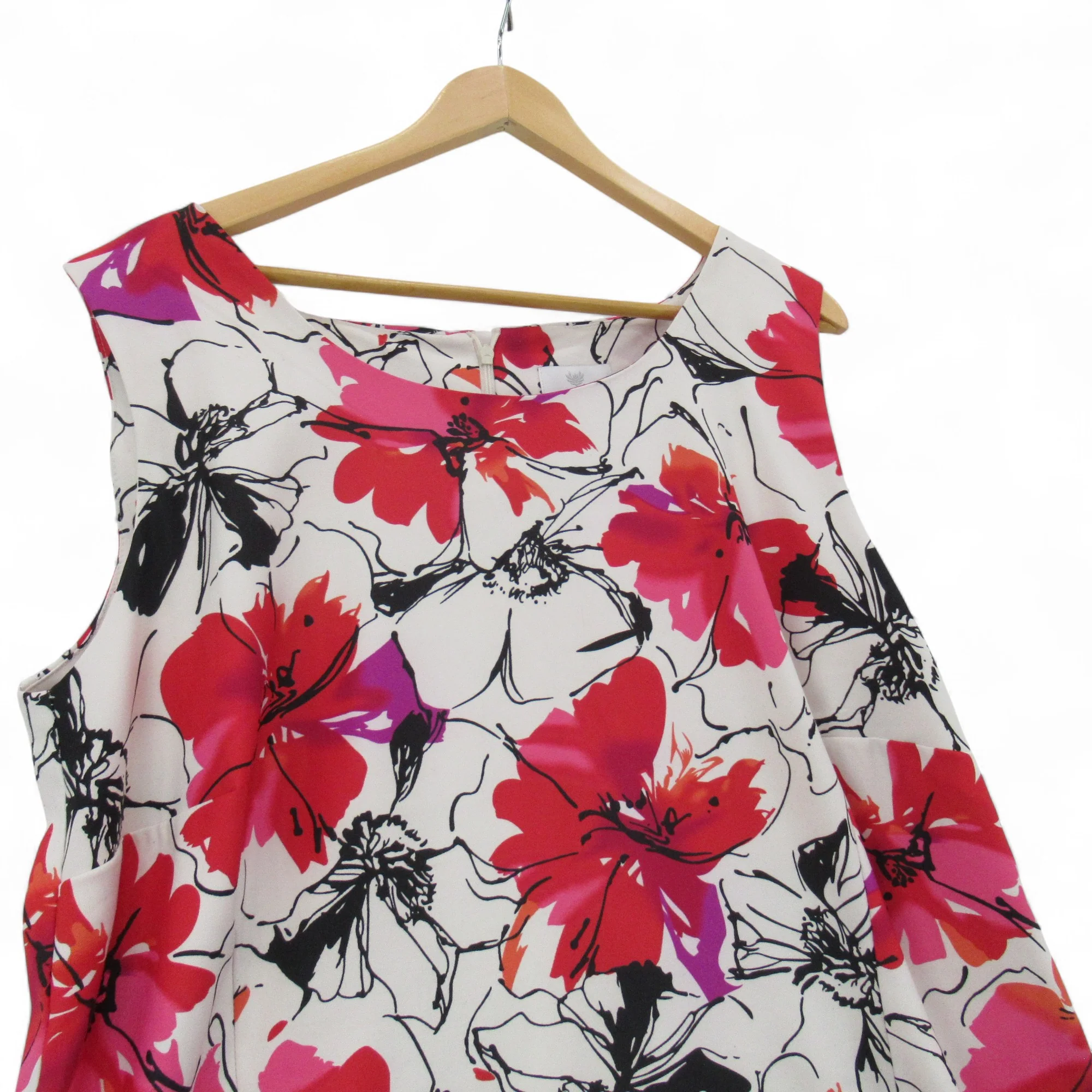 Heather Valley Shift Dress Cream Red UK 26 Womenswear | Pre-loved - Image 5