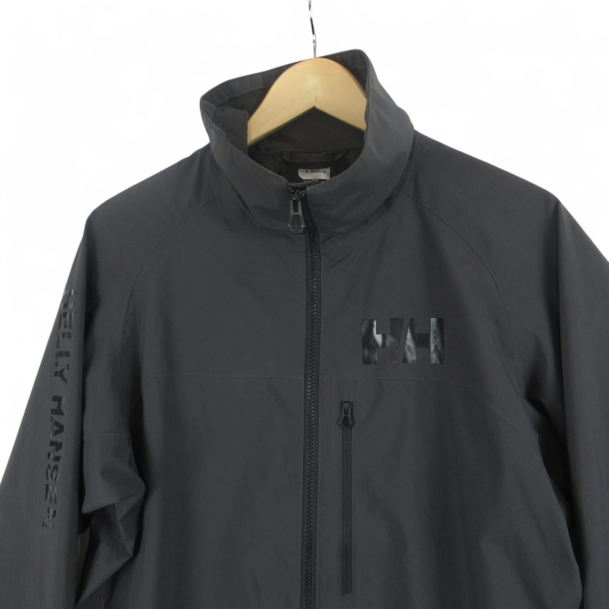 Helly Hansen Large Black Running Jacket Menswear | Preloved - Image 2