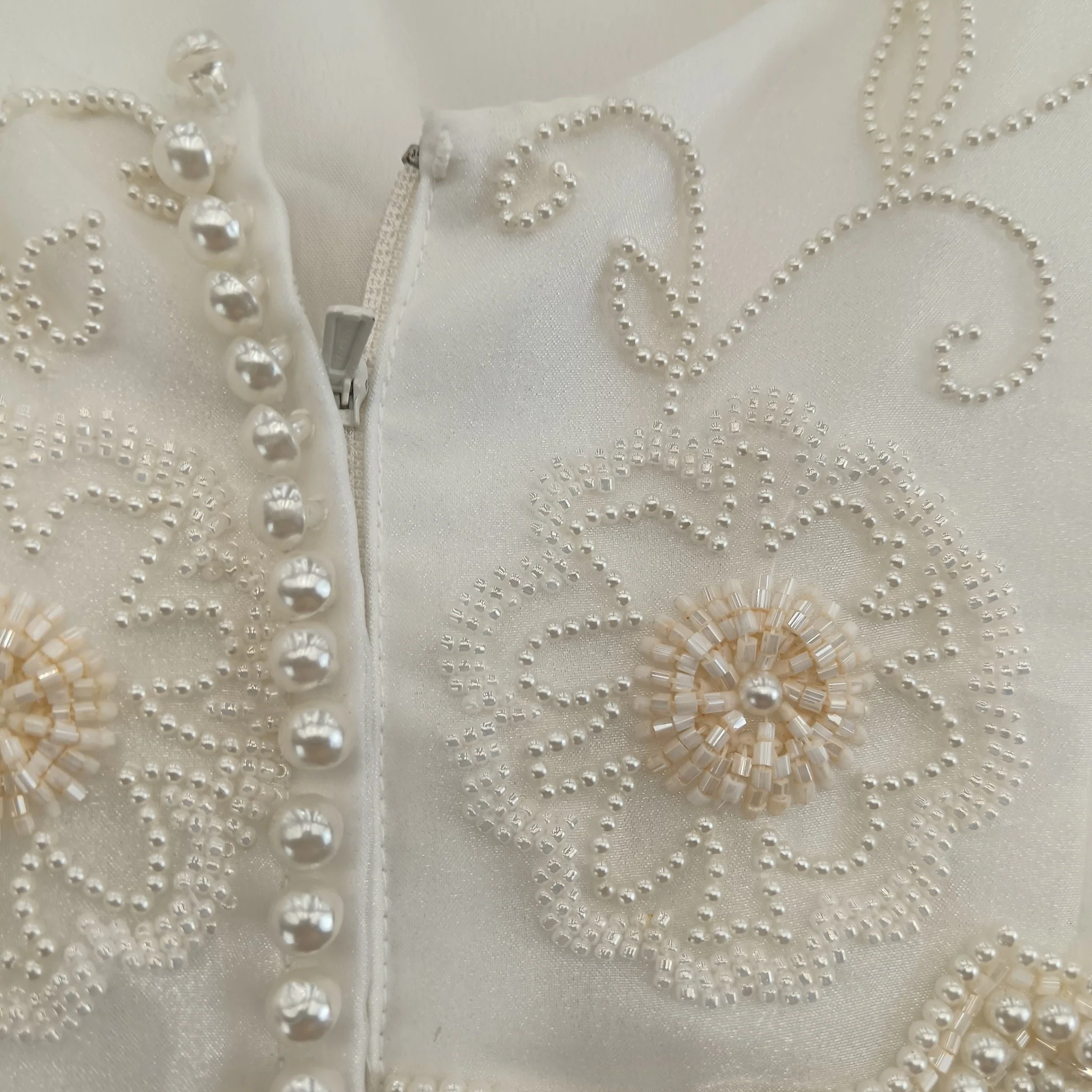 Hilary Morgan Ivory High-Low Ivory Wedding Dress Embellished Top UK S Womenswear | Pre-loved - Image 4