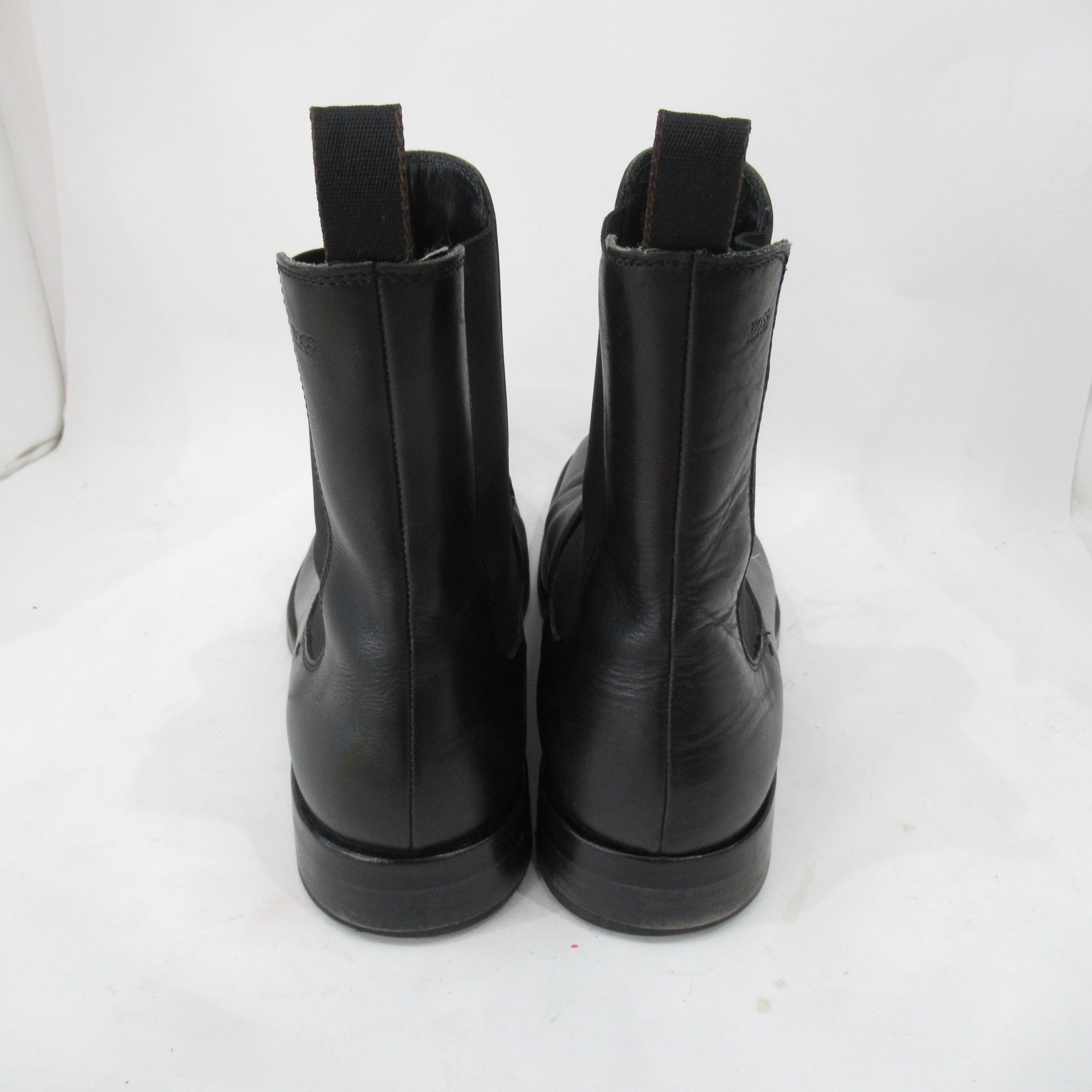 Hugo Boss Chelsea Boots Black Leather UK 10.5 Menswear | Pre-loved - Image 3