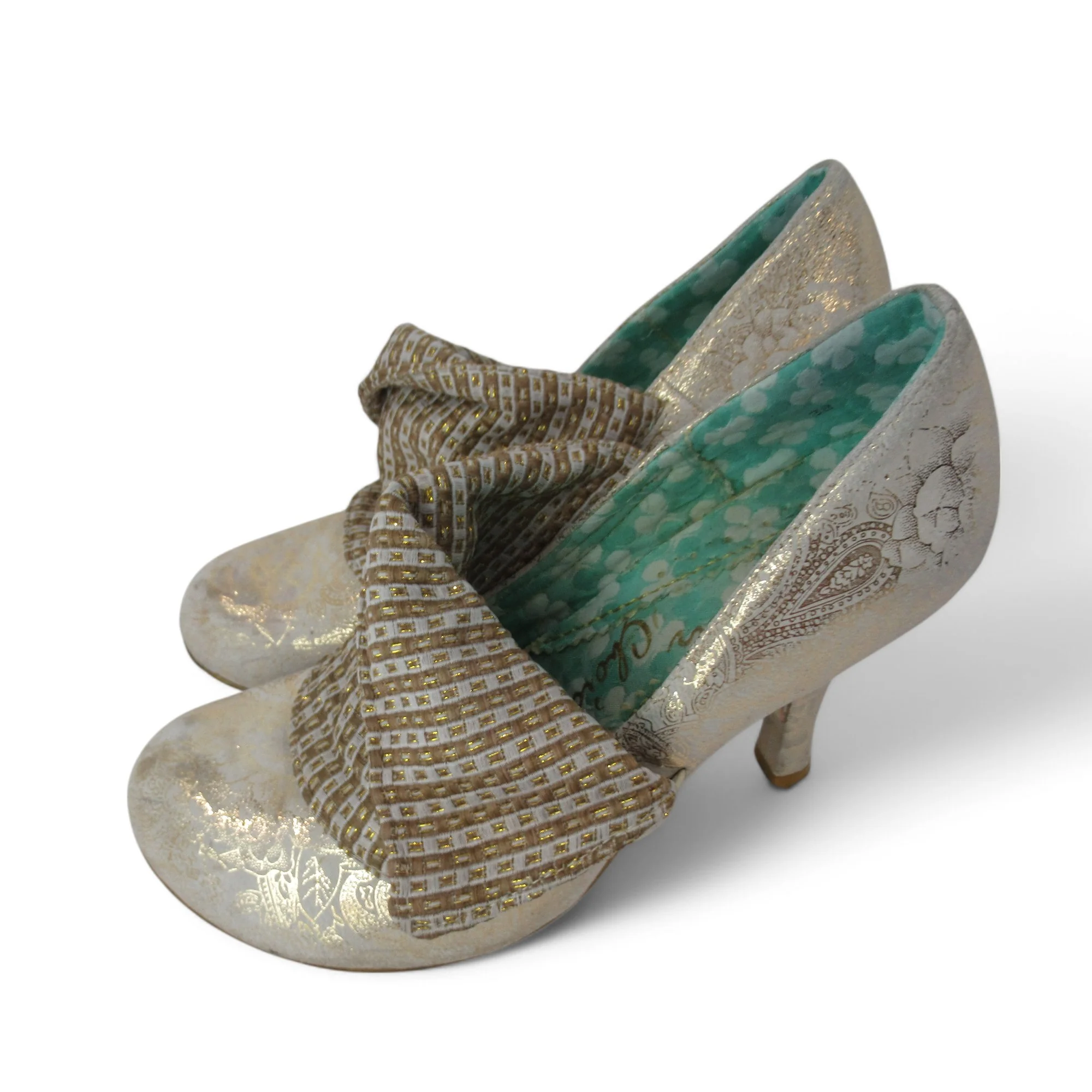 Irregular Choice Heels UK 5.5 Gold Womenswear | Preloved - Image 2
