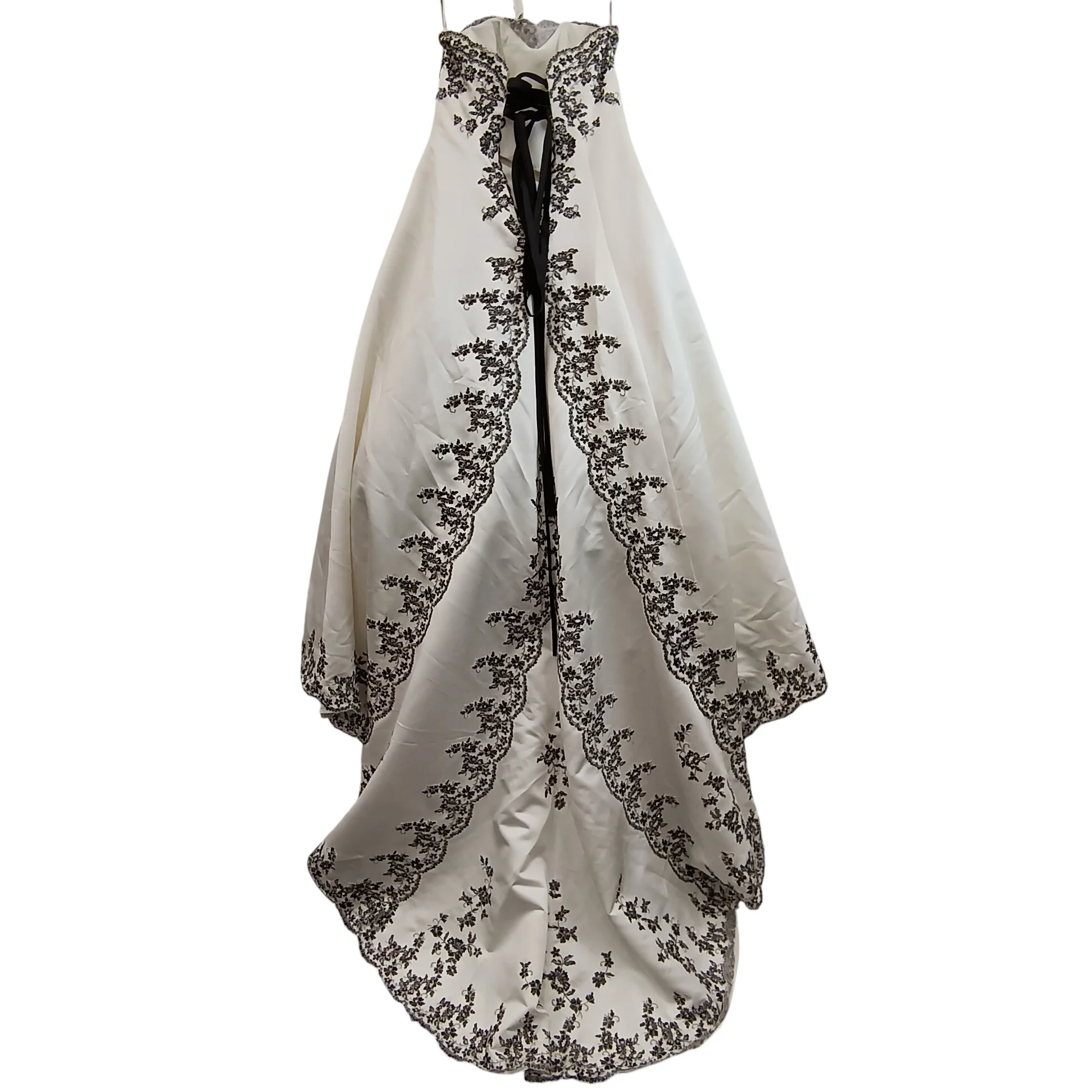 Ivory With Black Embellishment Striped Wedding Dress UK 12-  Womenswear | Pre-loved - Image 2