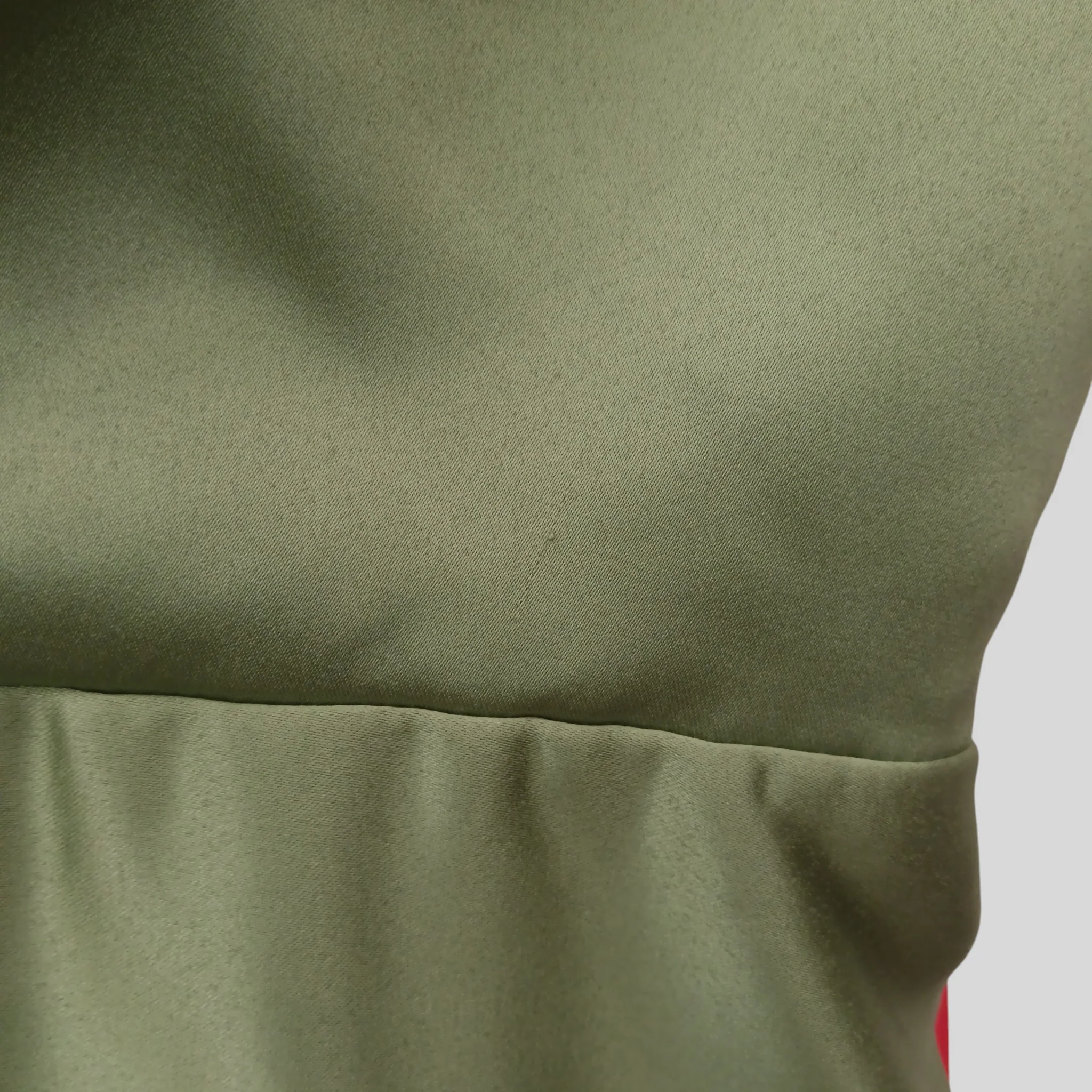 J J'S House Long Green Satin Strappy  Dress UK 8 - Tags On - Womenswear | Pre-loved - Image 3