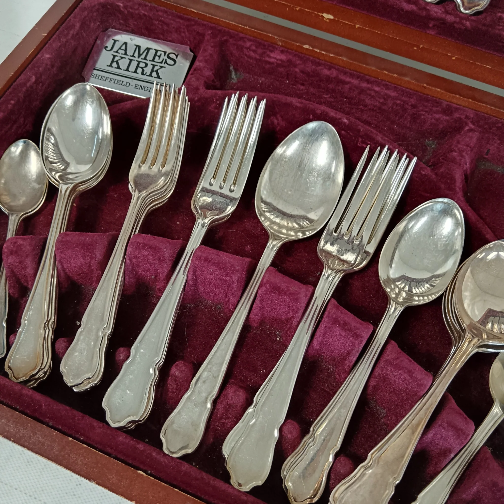 James Kirk 46 Piece Cutlery Set Stainless Steel & EPNS Sheffield England | Pre-loved - Image 4