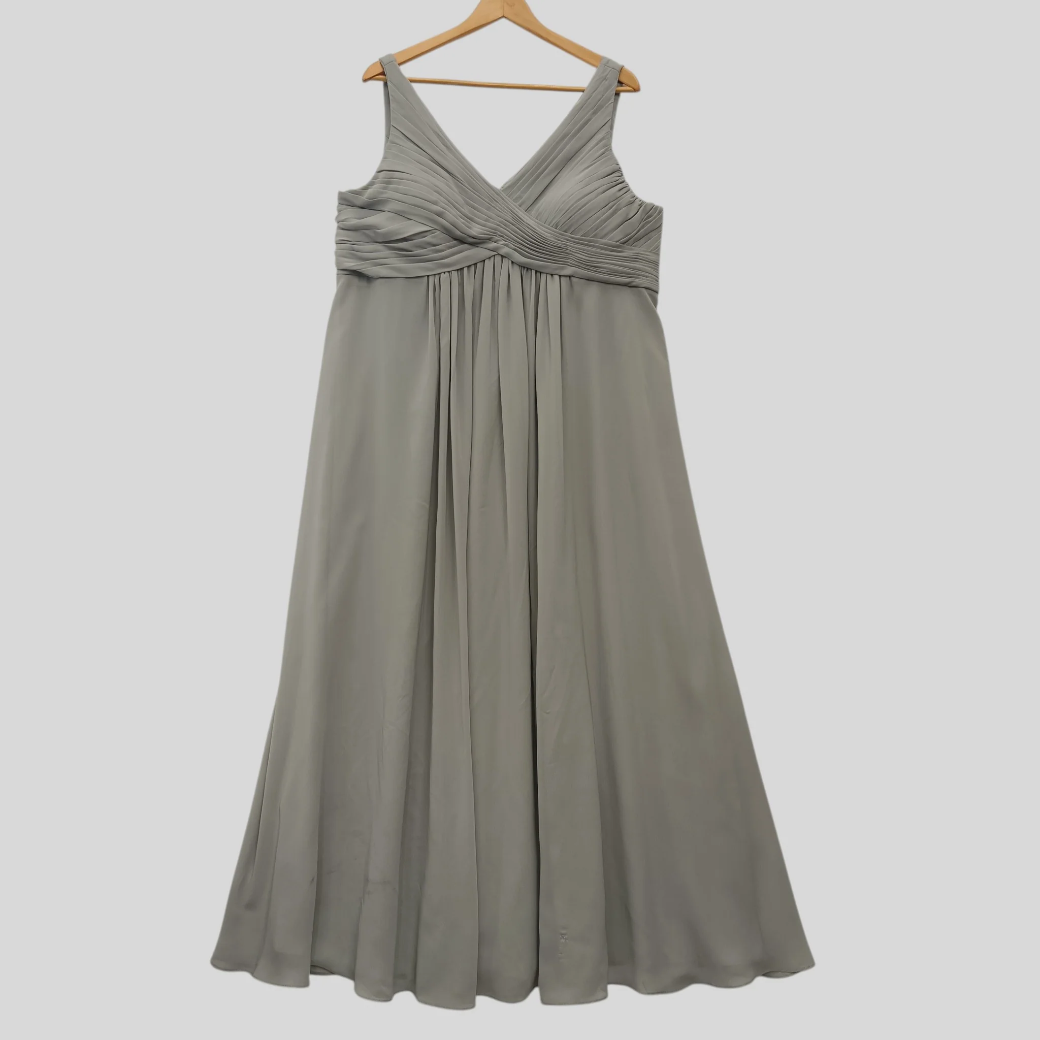 JJ'S Ladies Long Bridesmaid Dress Silver Grey UK 18 - Tags On -  Womenswear | Pre-loved