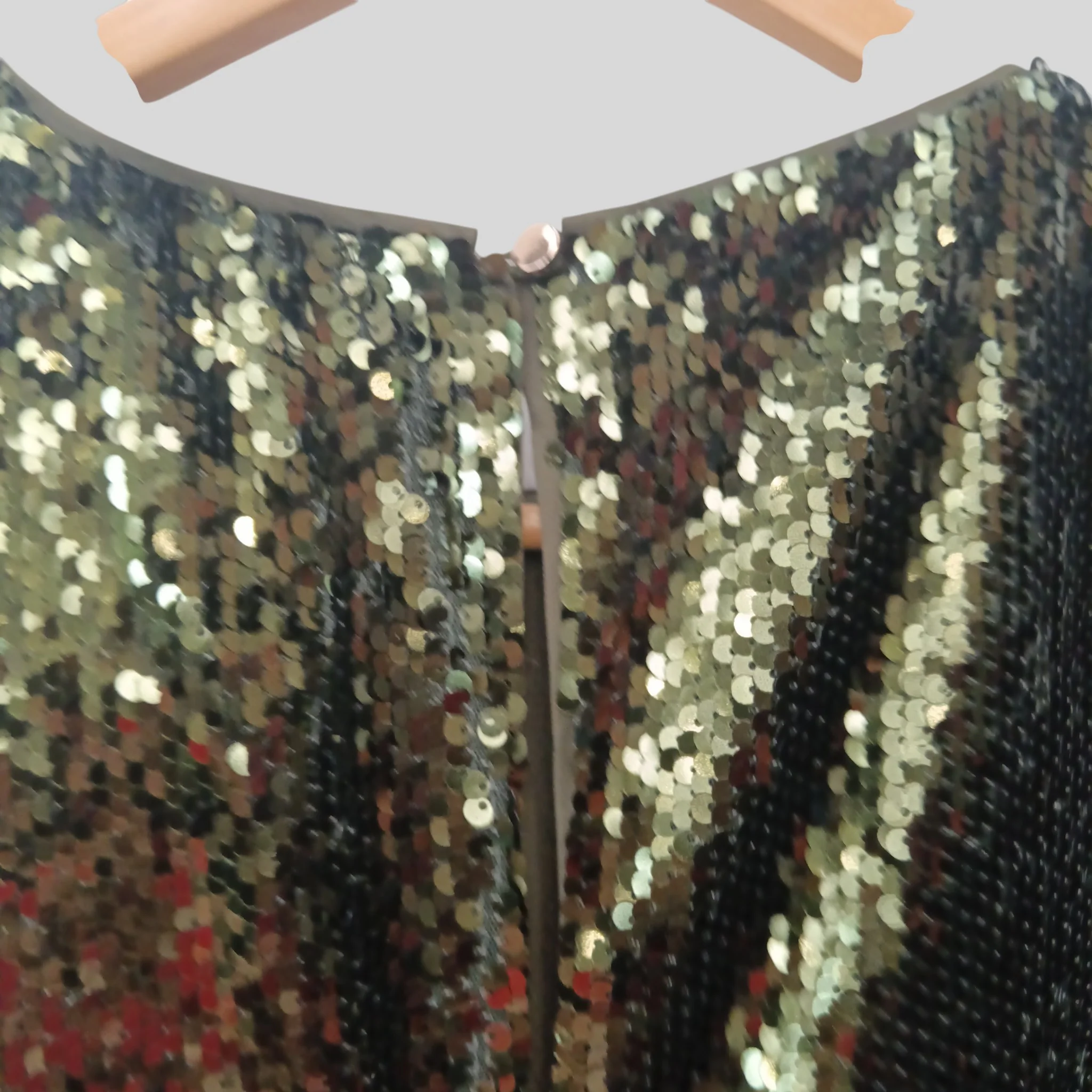 Karen Millen Green Sequins Ladies Long Dress  Short Sleeve UK 18  Womenswear | Pre-loved - Image 4