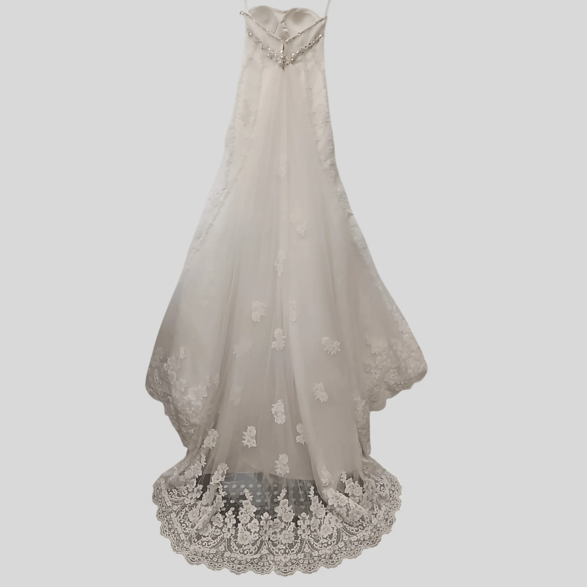 Kathy Ireland Wedding by 2Be Hi-low Strapless Wedding Dress UK Medium Womenswear | Pre-loved - Image 2