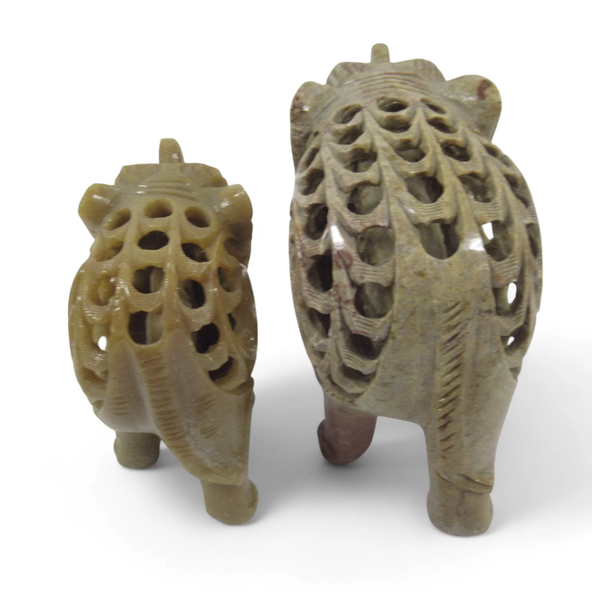2x Undercut Carved Soapstone Elephant Figurines Unmarked | Pre-loved - Image 5