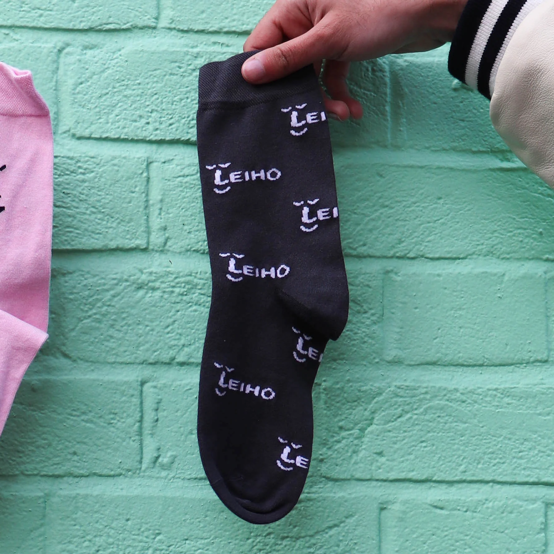 Leiho Never A Grey Day Bamboo Socks - Image 7