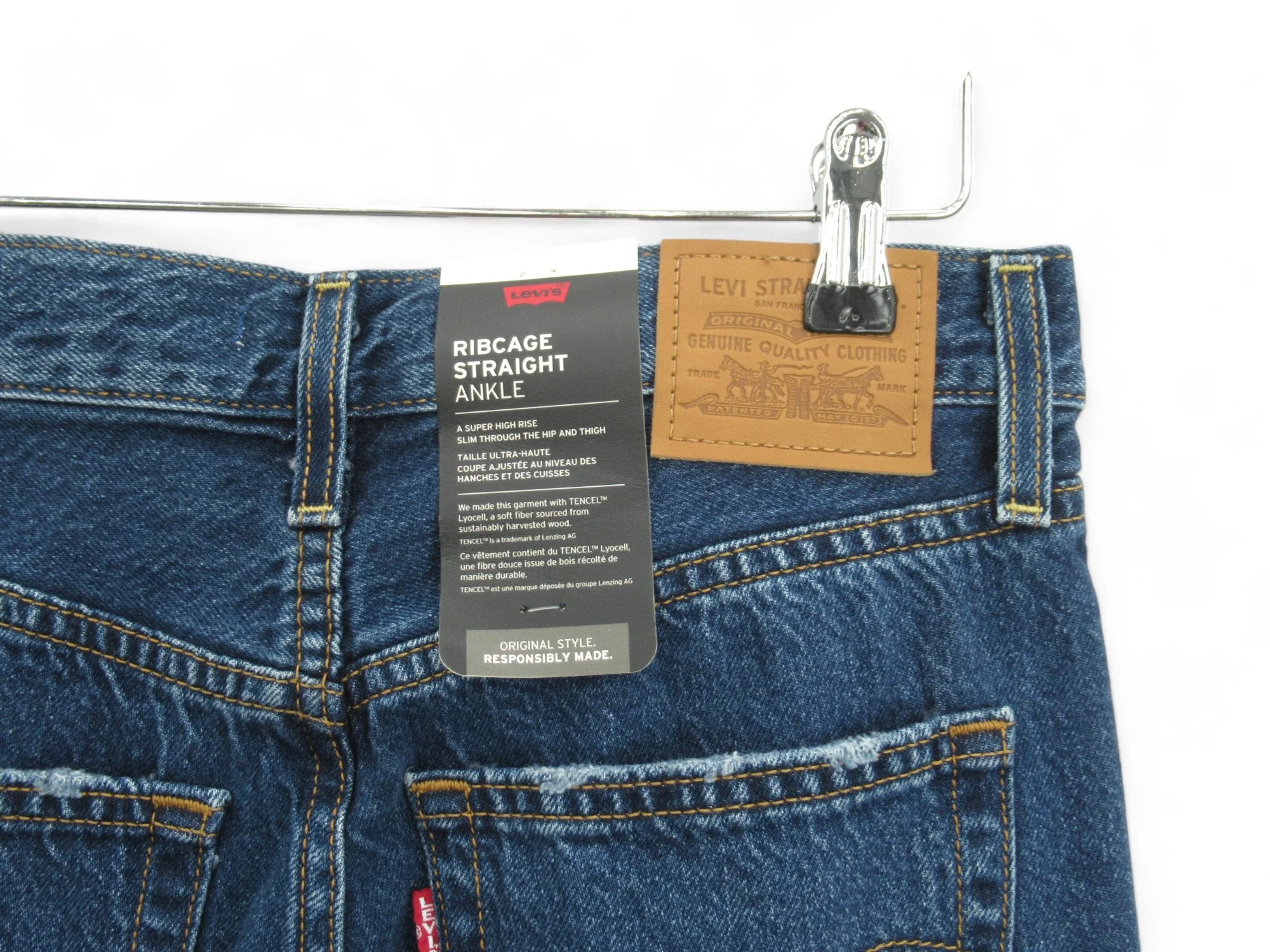 Levi Strauss & Co W28 L27 Blue Denim Rib Cage Jeans Womenswear | Preloved - Image 4
