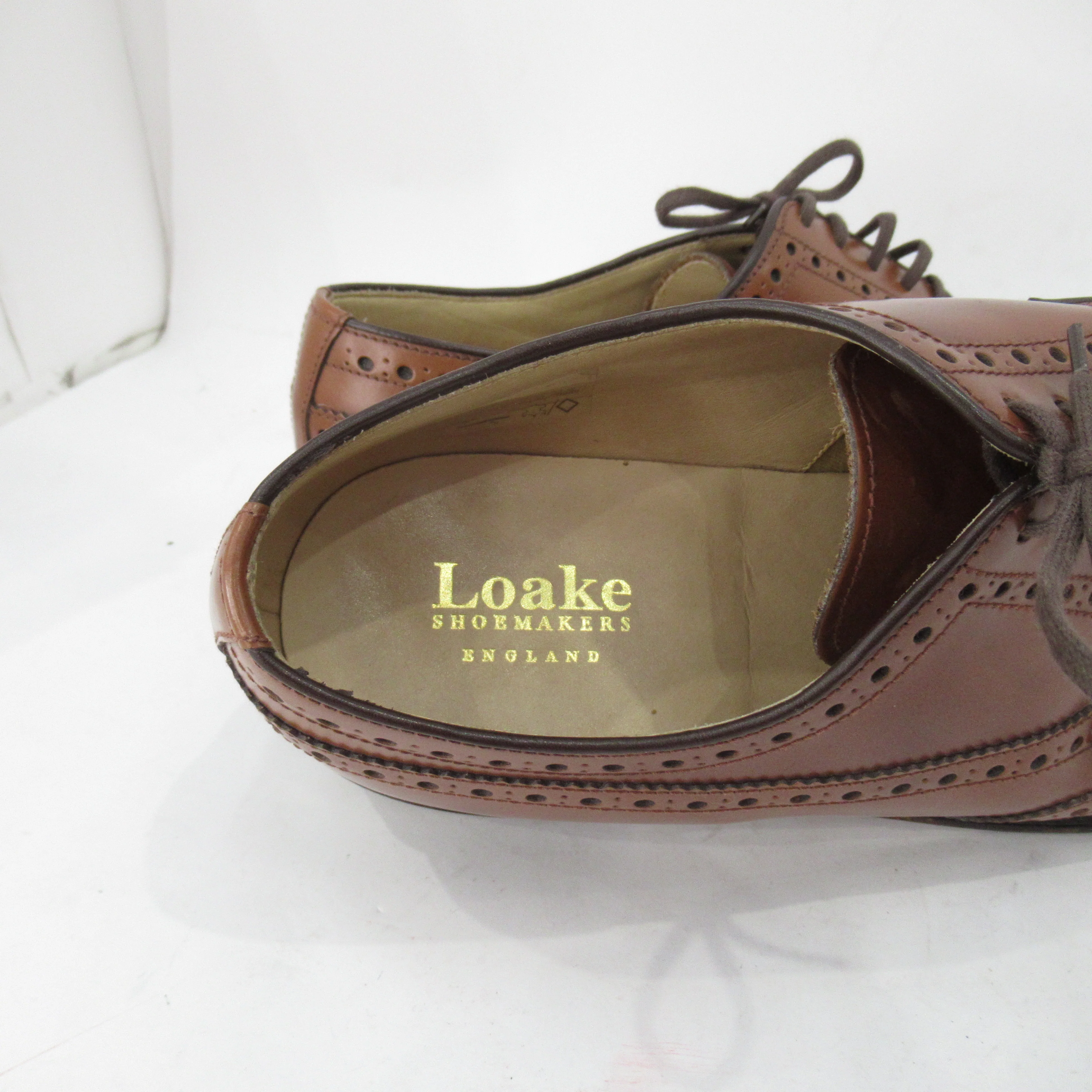 Loake Brogue Leather Shoes UK 9 Brown Menswear | Pre-loved - Image 6