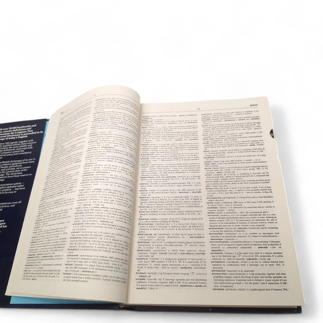 Longman New Universal Dictionary Hardcover Thumb Index 1982 | Preloved - Image 2