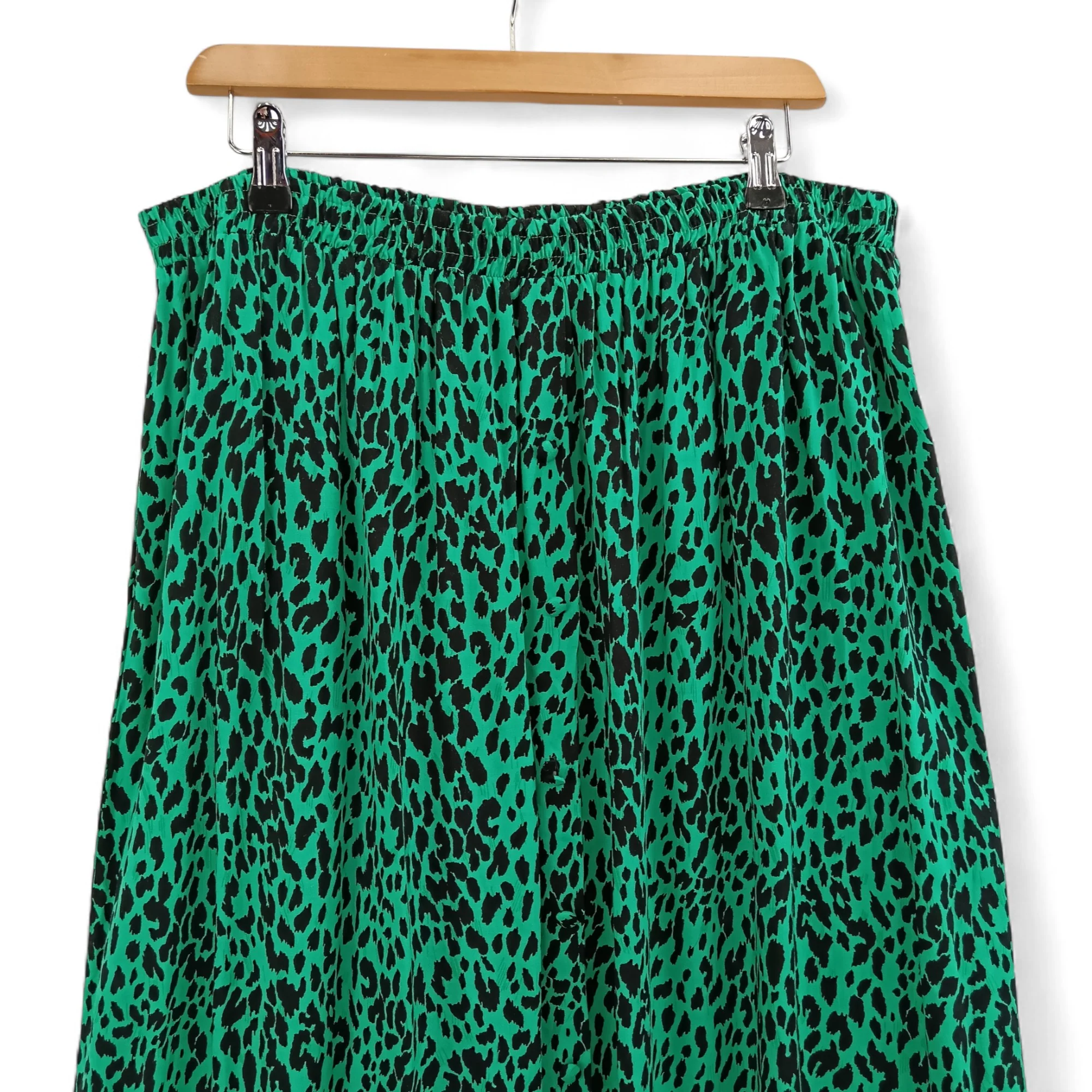 LTS Maxi Skirt UK 22 Green Animal Print Womenswear | Pre-loved - Image 4