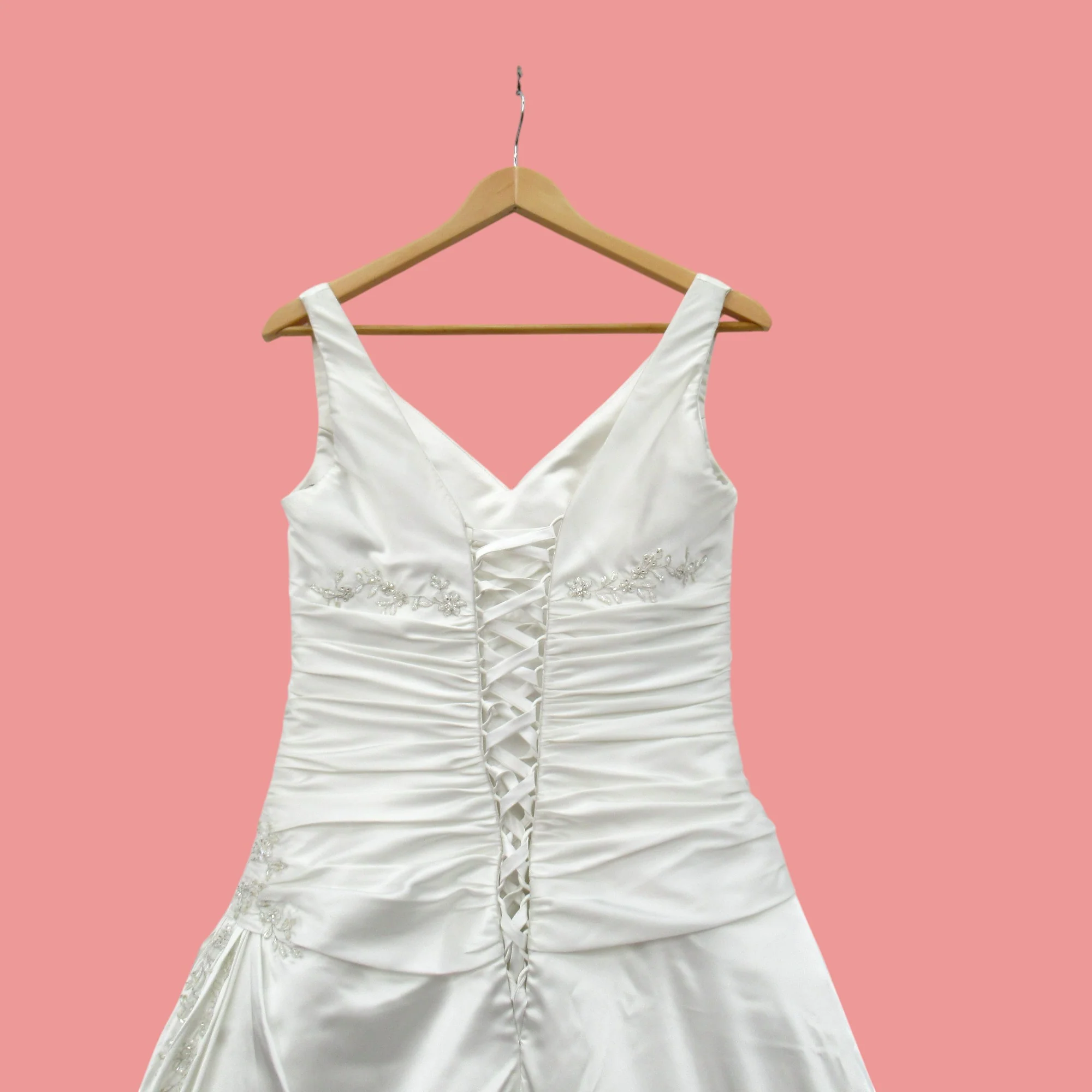 Maggie Sottero Wedding Dress White Satin UK 10 Womenswear | Pre-loved - Image 4