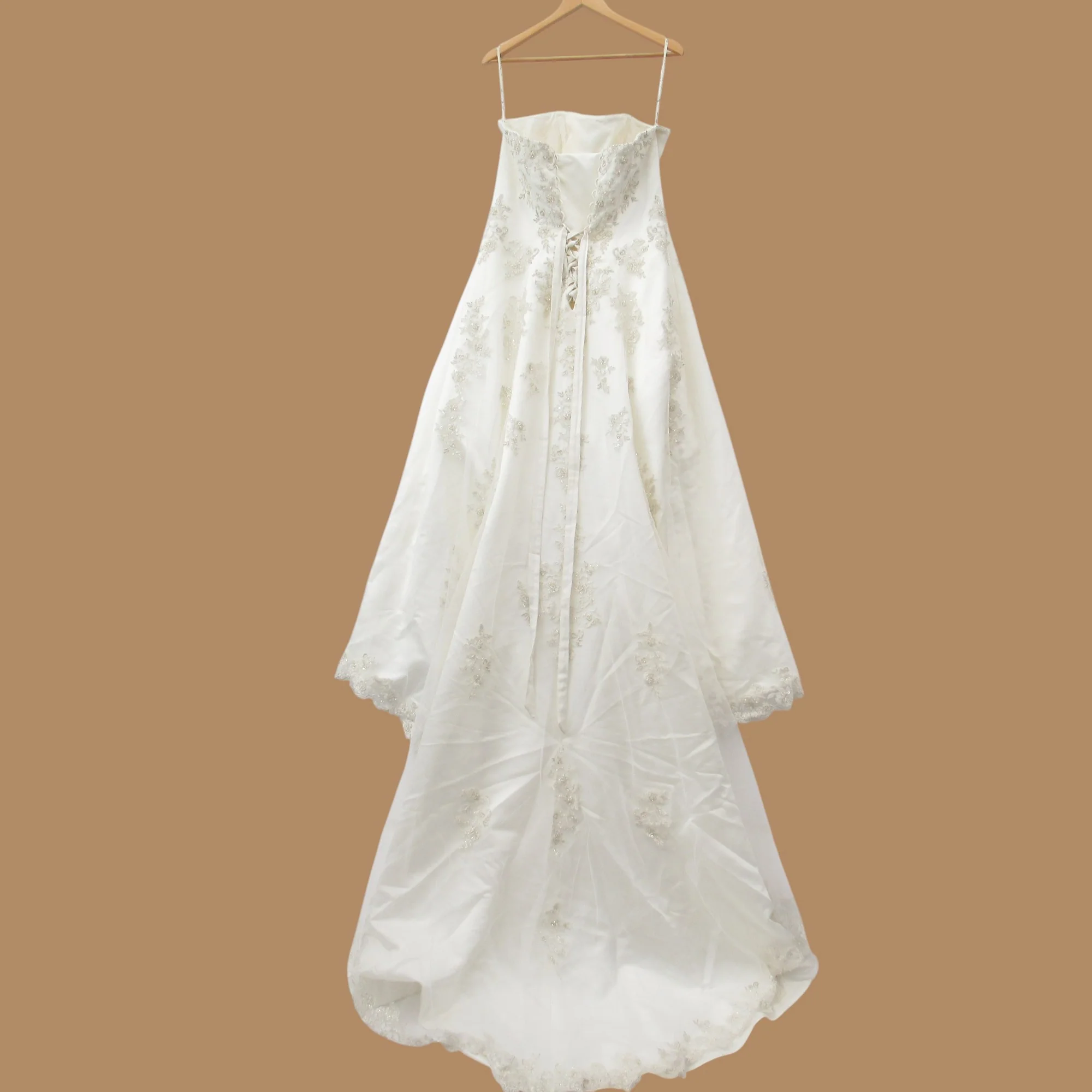Mark Lesley Wedding Dress Ivory UK 16 Womenswear | Pre-loved - Image 4