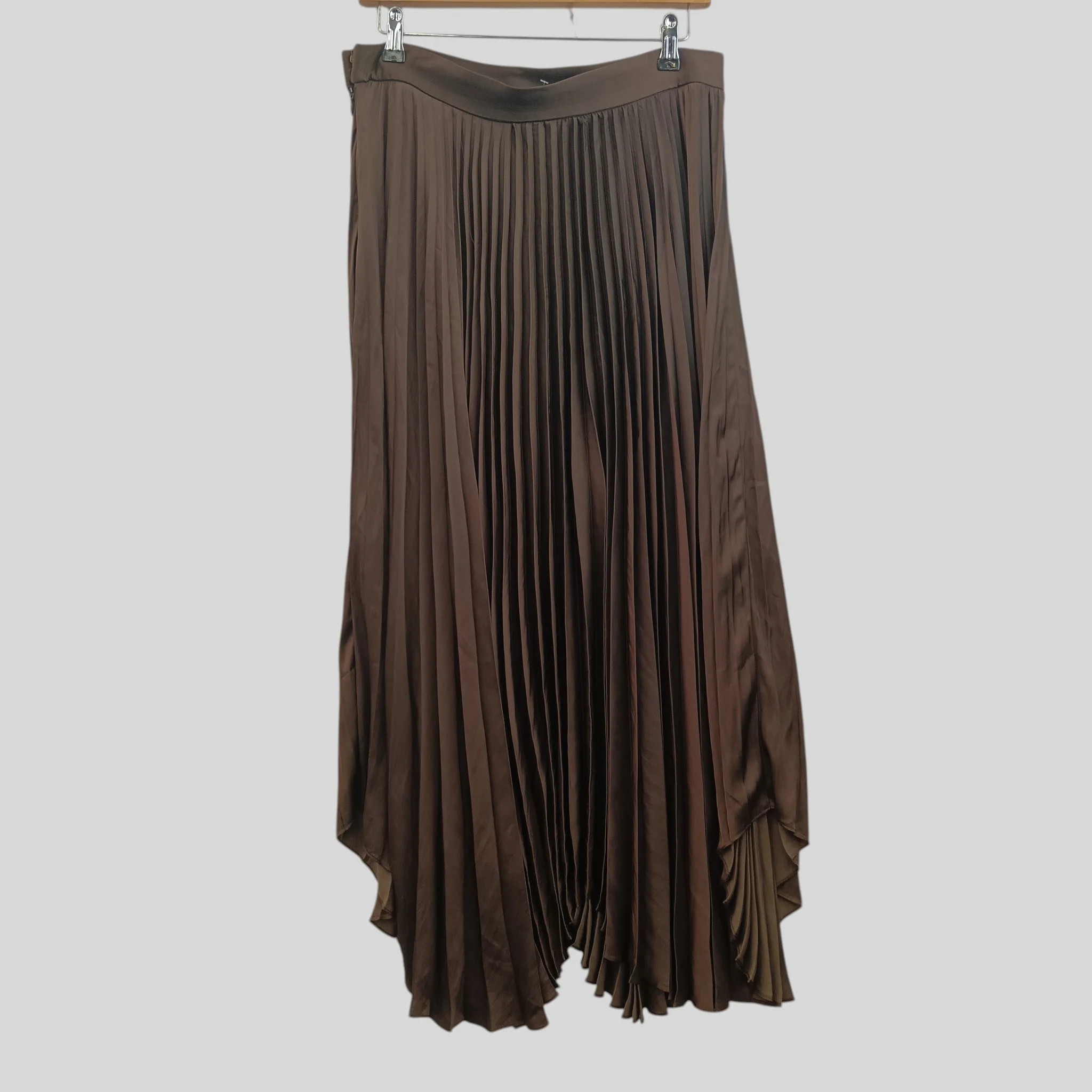 Massimo Dutti Dark Brown Satin Ladies Pleated Midi Skirt UK L - Womenswear | Pre-loved - Image 2