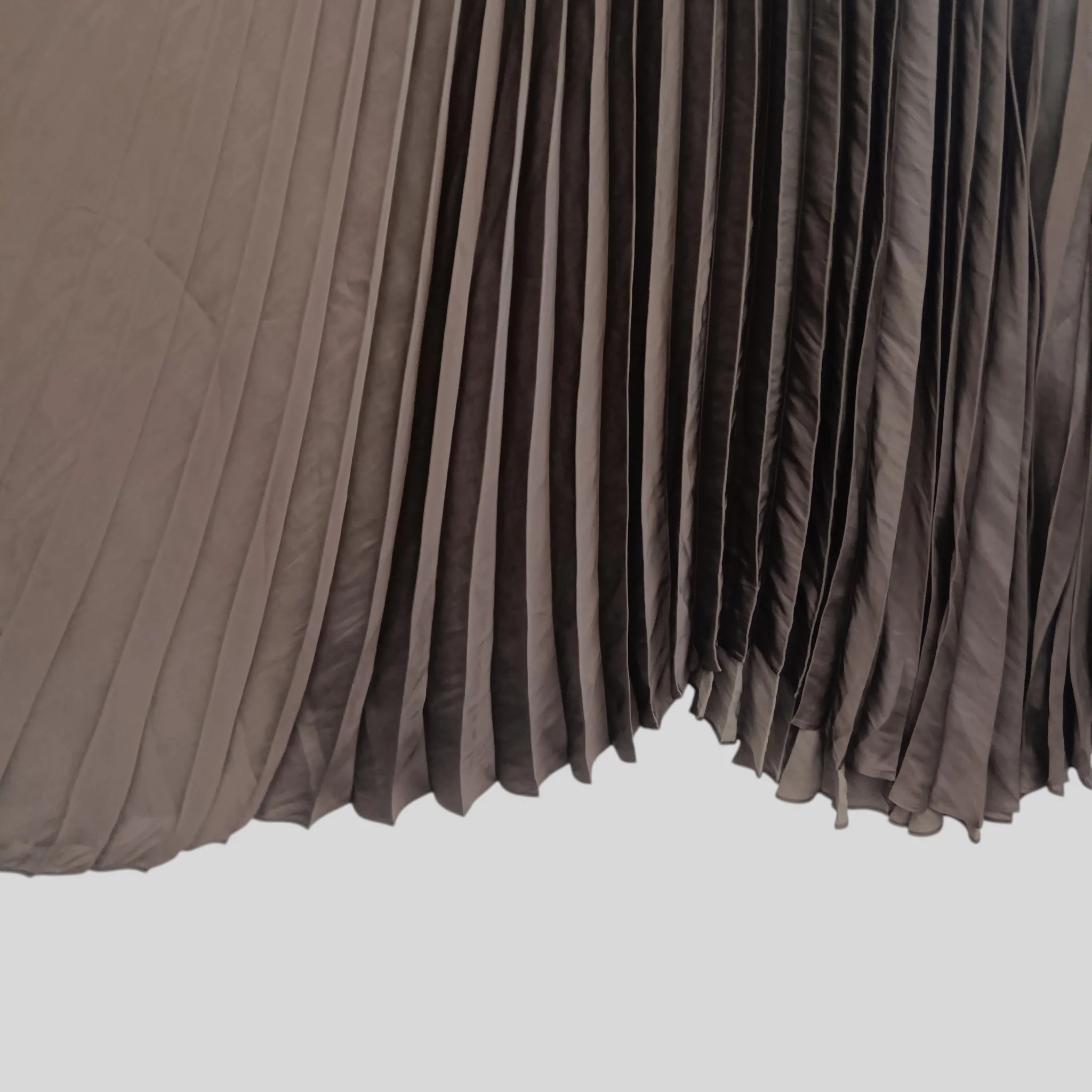 Massimo Dutti Dark Brown Satin Ladies Pleated Midi Skirt UK L - Womenswear | Pre-loved - Image 3
