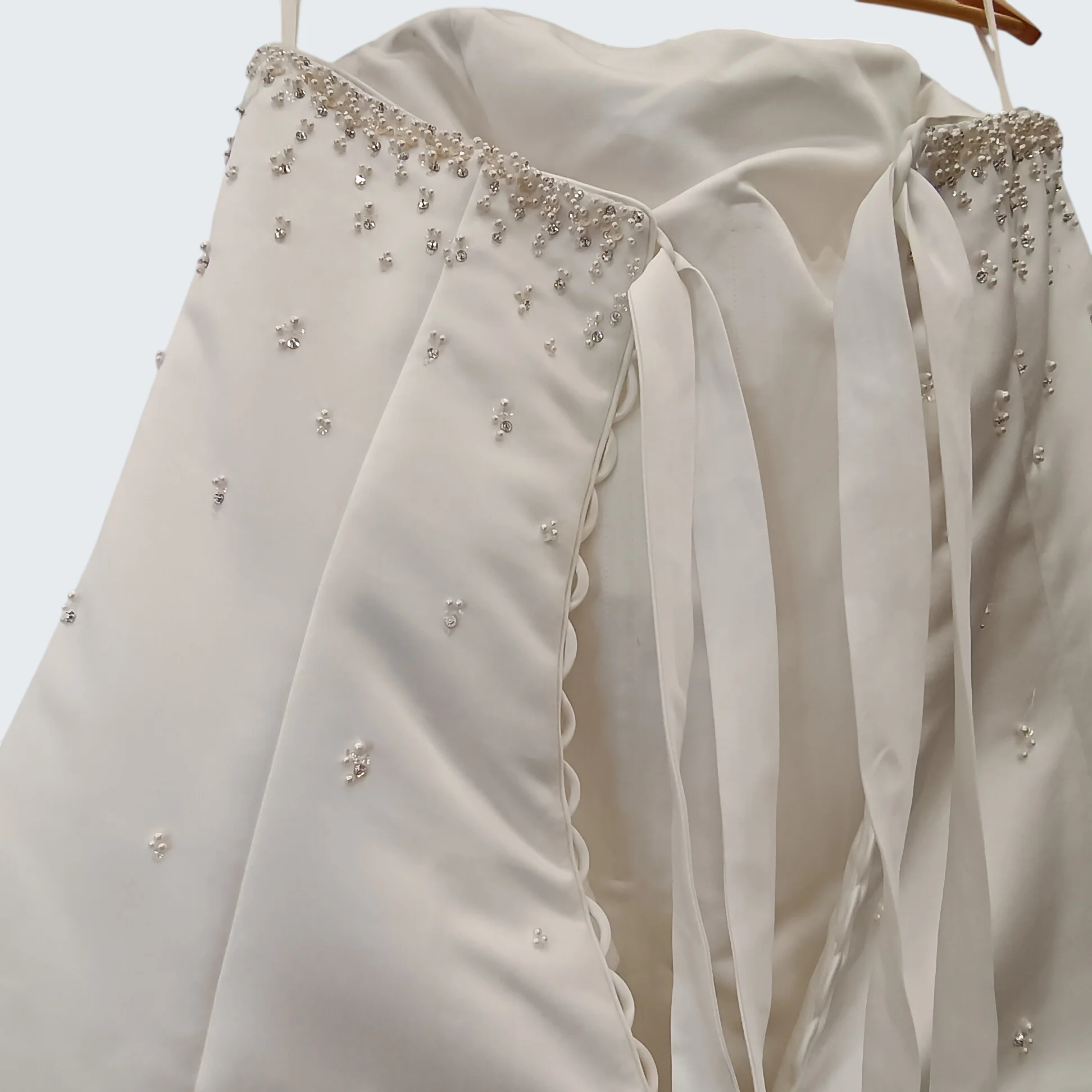 Memories by Maggie Sottero Hi-low Ivory Satin Wedding Dress with Bolero UK L - Womenswear | Pre-loved - Image 4