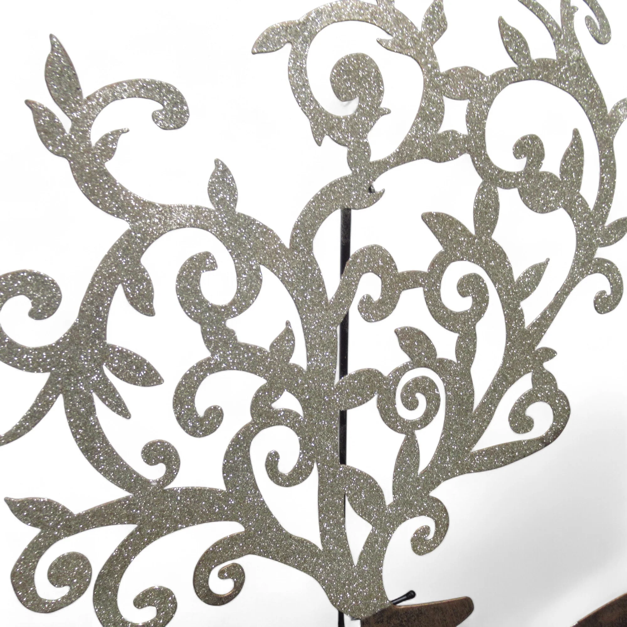Metal Reindeer Filigree Christmas Decoration 27" Glitter | Preloved - Image 3