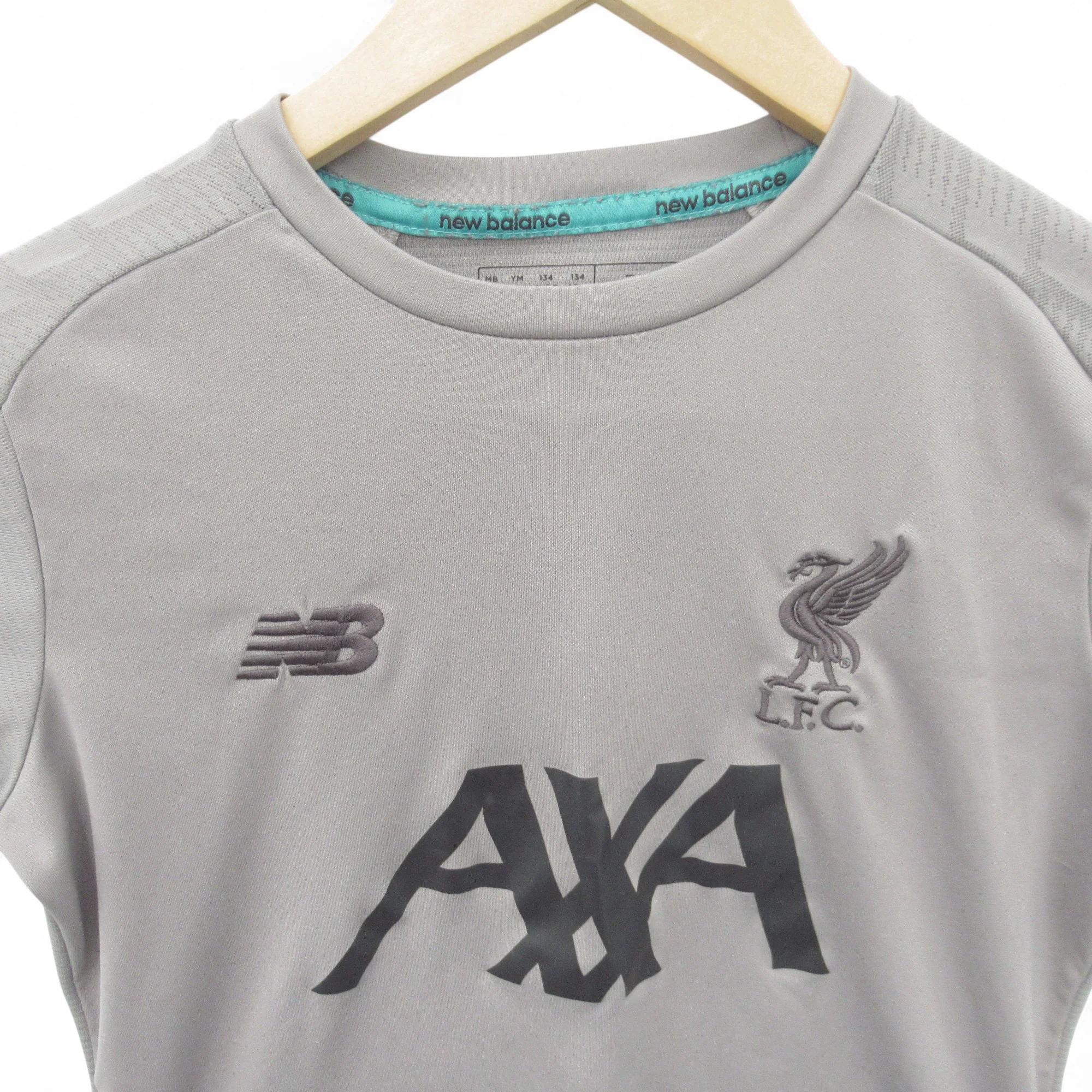 Liverpool FC Football Shirt Size MB New Balance Sports | Pre-loved - Image 2