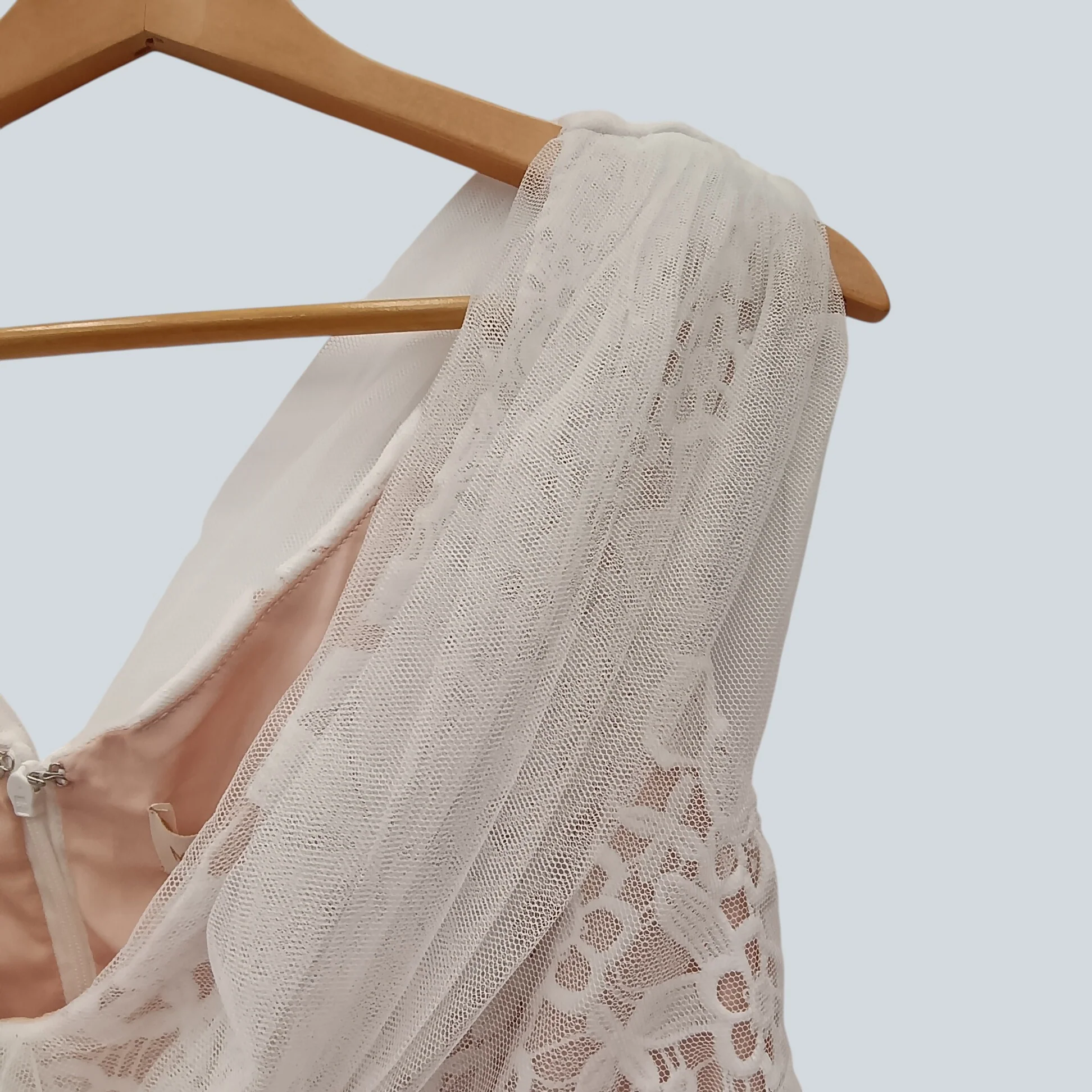 Monsoon Bridal Ivory Lace Layered Wedding Dress UK 10 - Tags On - Womenswear | Pre-loved - Image 3