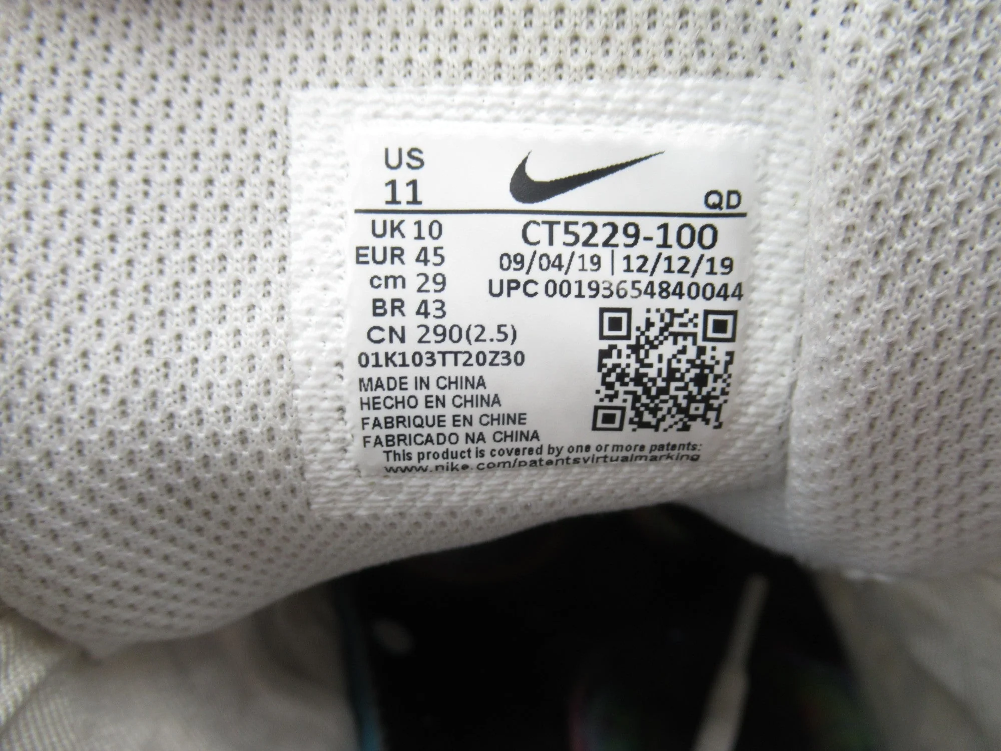 Nike Air Max 720 Authentic UK 10 White Trainers Menswear | Preloved - Image 5