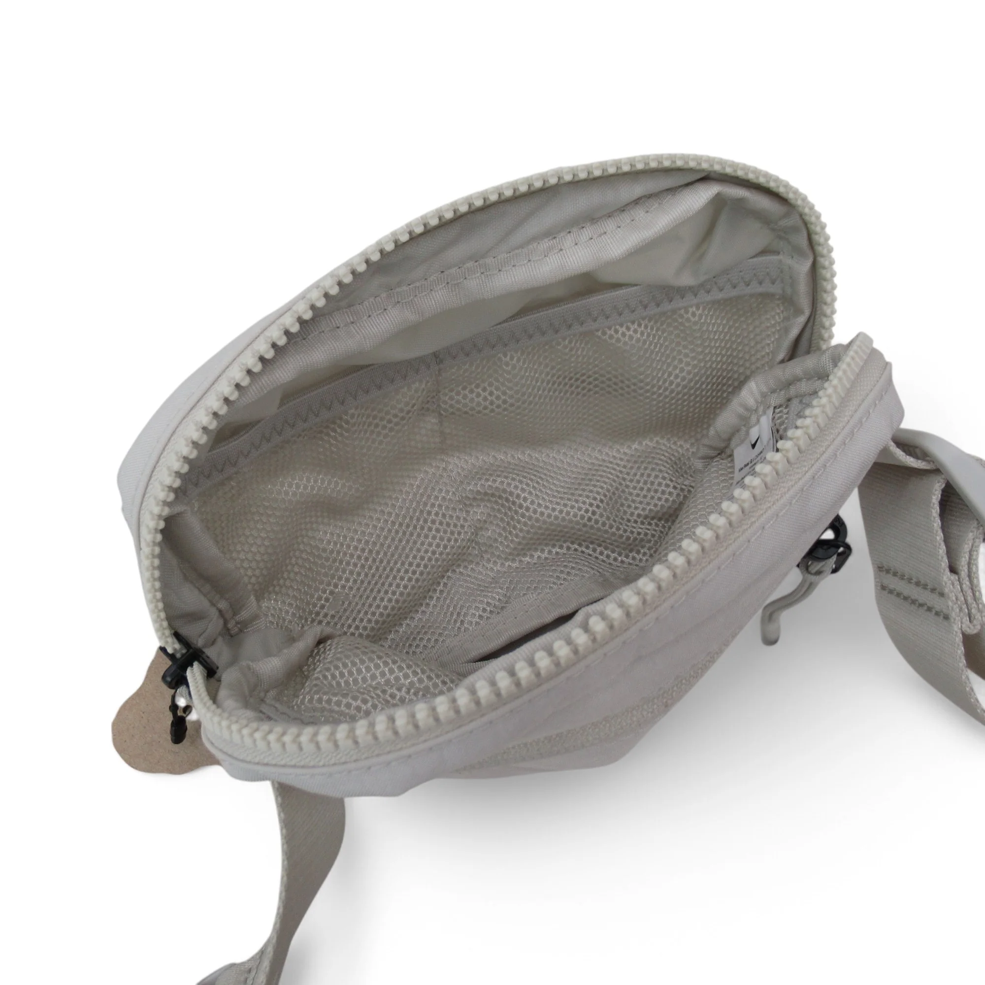 Nike Bum Bag Beige Small 2 Litre Womenswear | Preloved - Image 4