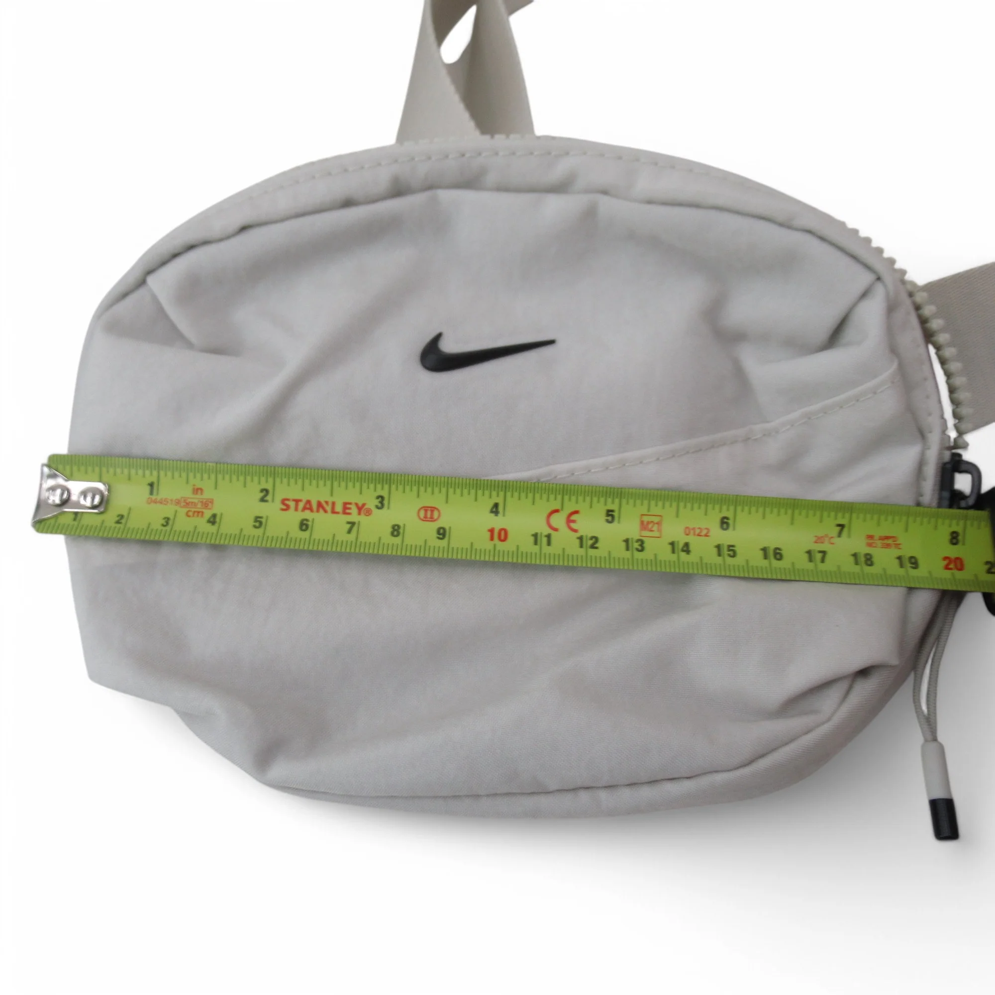 Nike Bum Bag Beige Small 2 Litre Womenswear | Preloved - Image 5