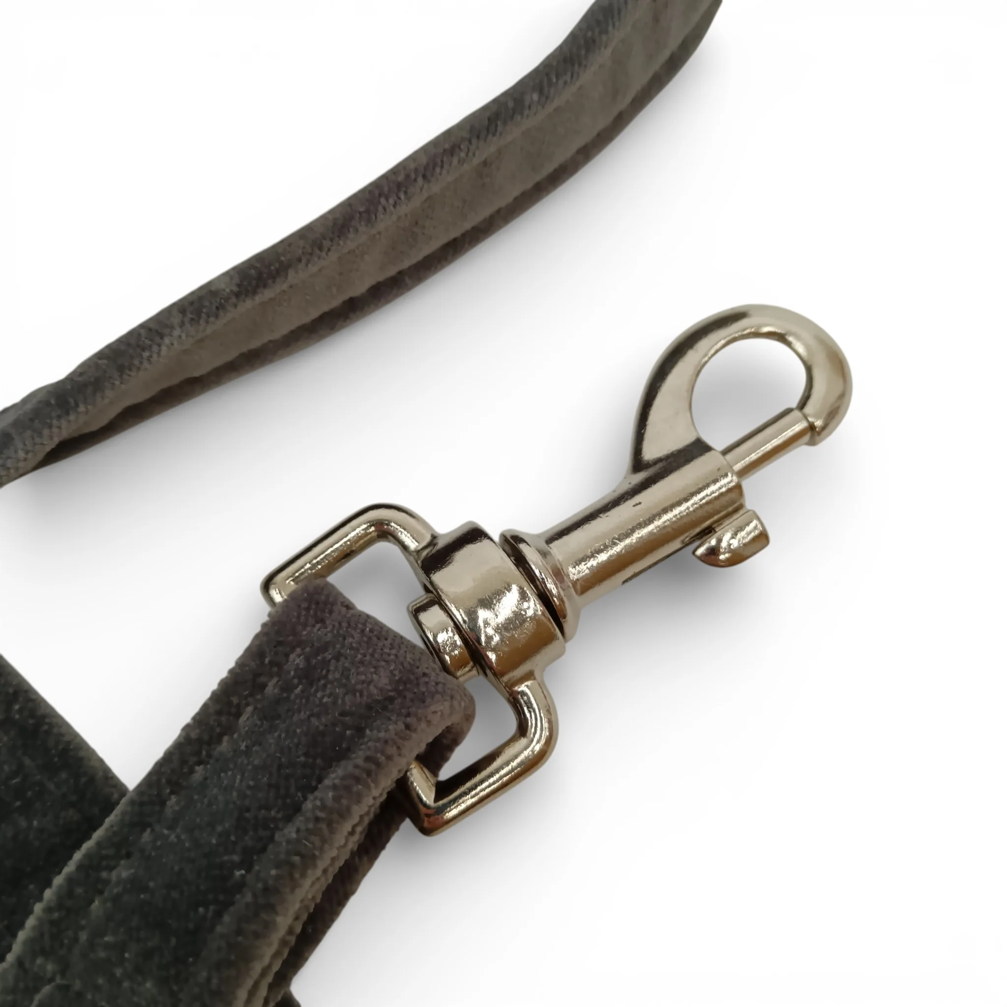 Paw & Purr Dog Lead Grey Velvet 106cm with Tags | Pre-loved - Image 4