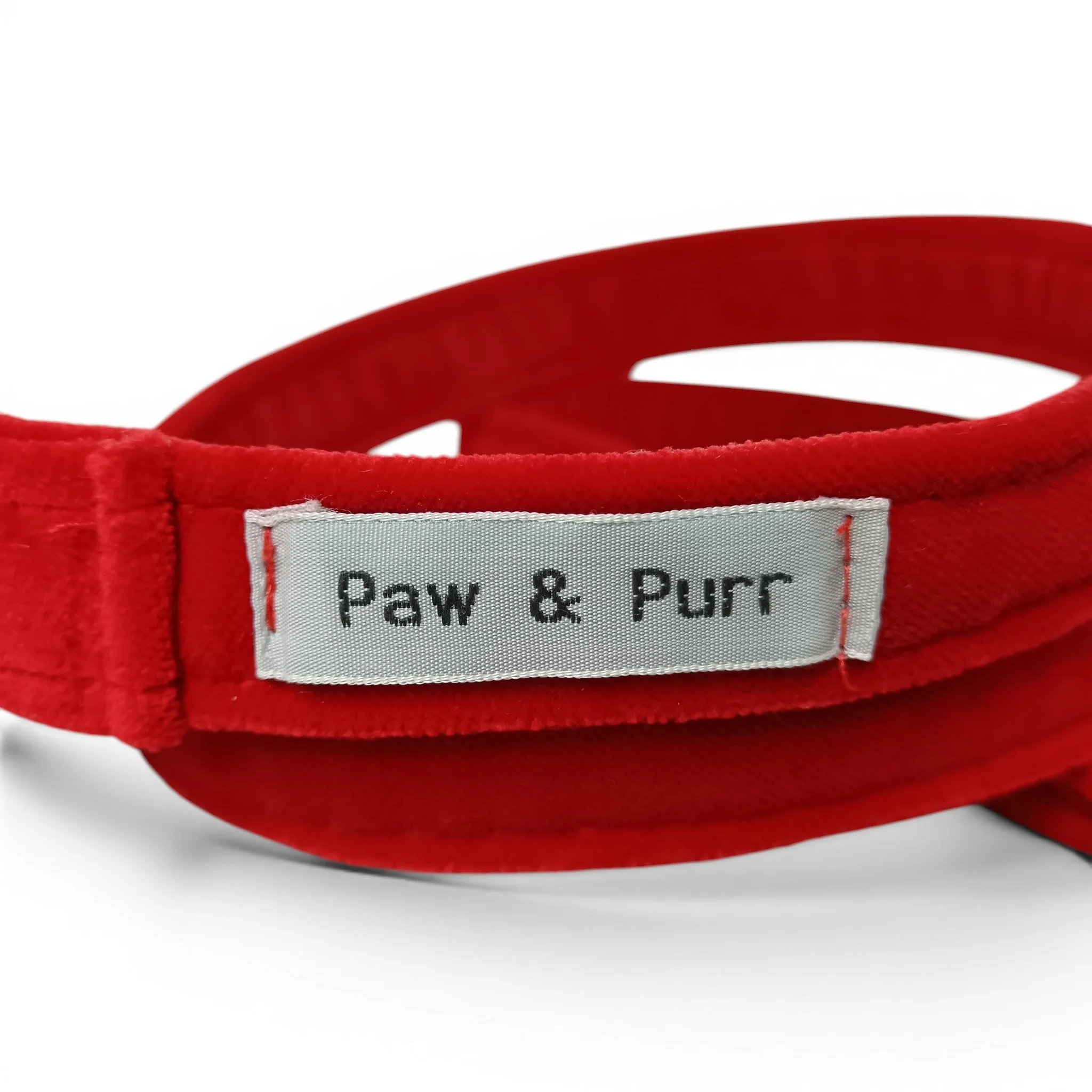 Paw & Purr Dog Lead Red Velvet 106cm with Tags | Pre-loved - Image 3