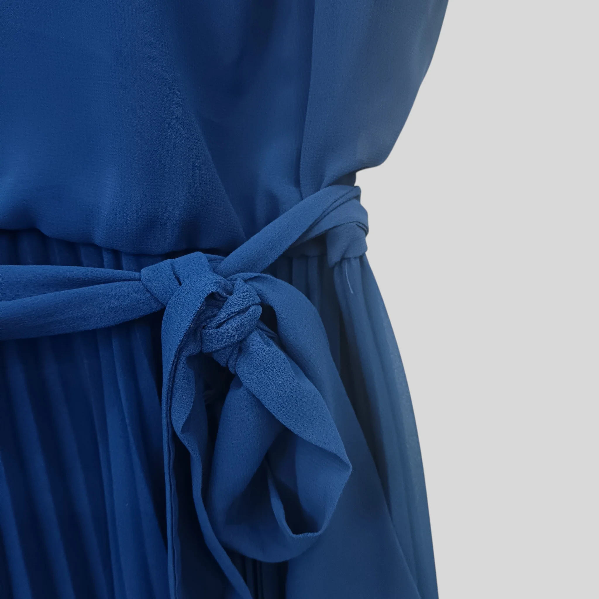 Phase Eight Blue Green Ombre High Neck Midi Dress UK 12 -Tags On - Womenswear | Pre-loved - Image 4
