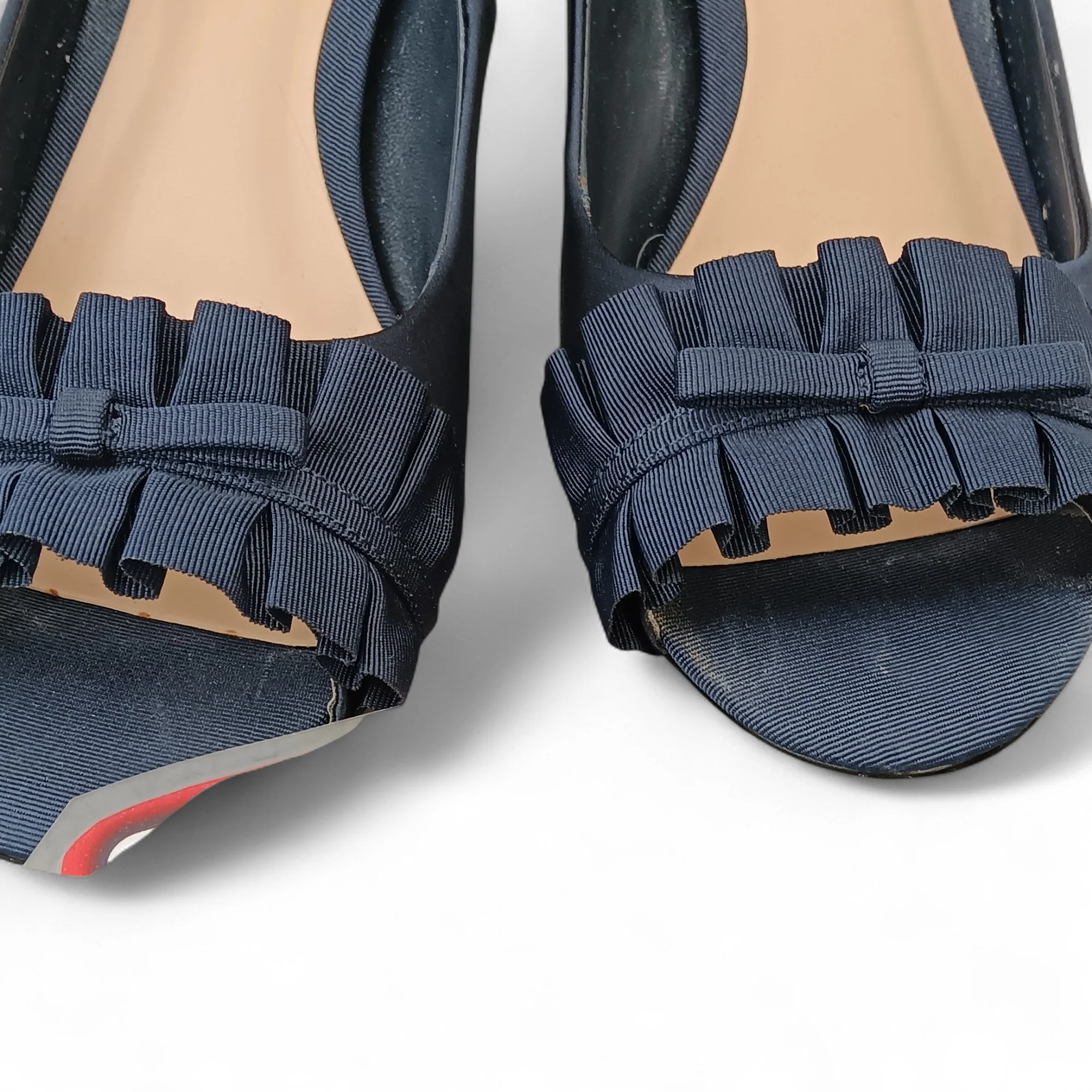 Phase Eight Fiona Satin Peep Toe Navy Heels y this  Heels UK 6 Womenswear | Pre-loved - Image 2